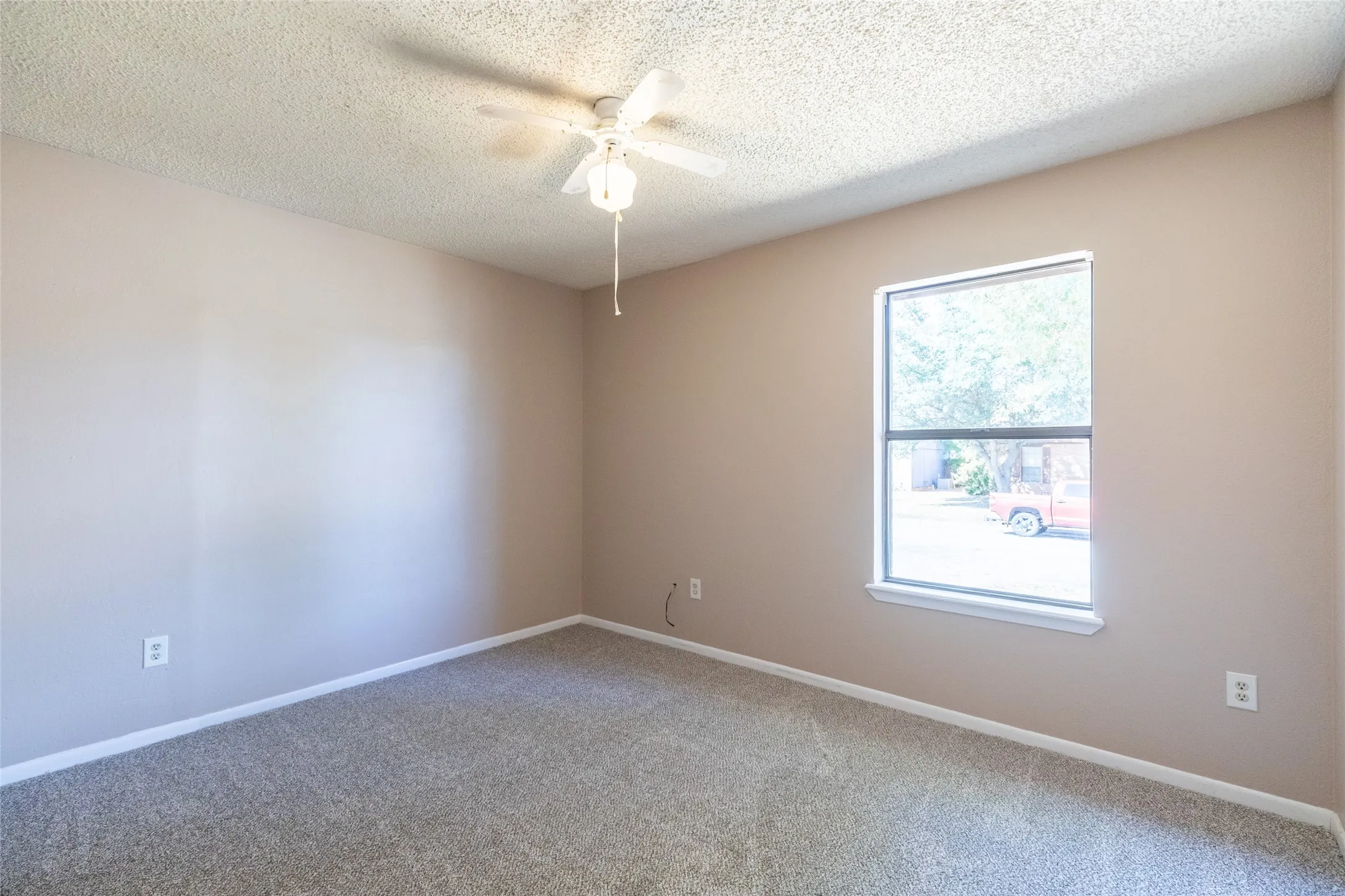 Single Family Residence For Sale in Taylor County , 3725 Trinity Lane, Abilene, Texas 79602, 3 Bedroom, 2 Bathroom, Garage spaces, 1,260 Sqft, built in 1983, mls#21398220, Real Estate Agent in Abilene, Homes For Sale in Taylor county, Homes For Sale in Abilene, Realtor in Abilene Texas, Real Estate Brokerage Independent Realty Texas, Luminita Cordes Realtor