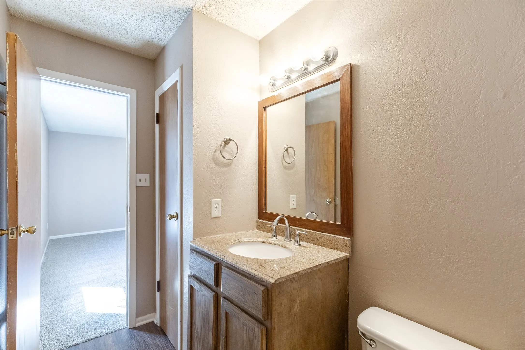 Single Family Residence For Sale in Taylor County , 3725 Trinity Lane, Abilene, Texas 79602, 3 Bedroom, 2 Bathroom, Garage spaces, 1,260 Sqft, built in 1983, mls#21398220, Real Estate Agent in Abilene, Homes For Sale in Taylor county, Homes For Sale in Abilene, Realtor in Abilene Texas, Real Estate Brokerage Independent Realty Texas, Luminita Cordes Realtor