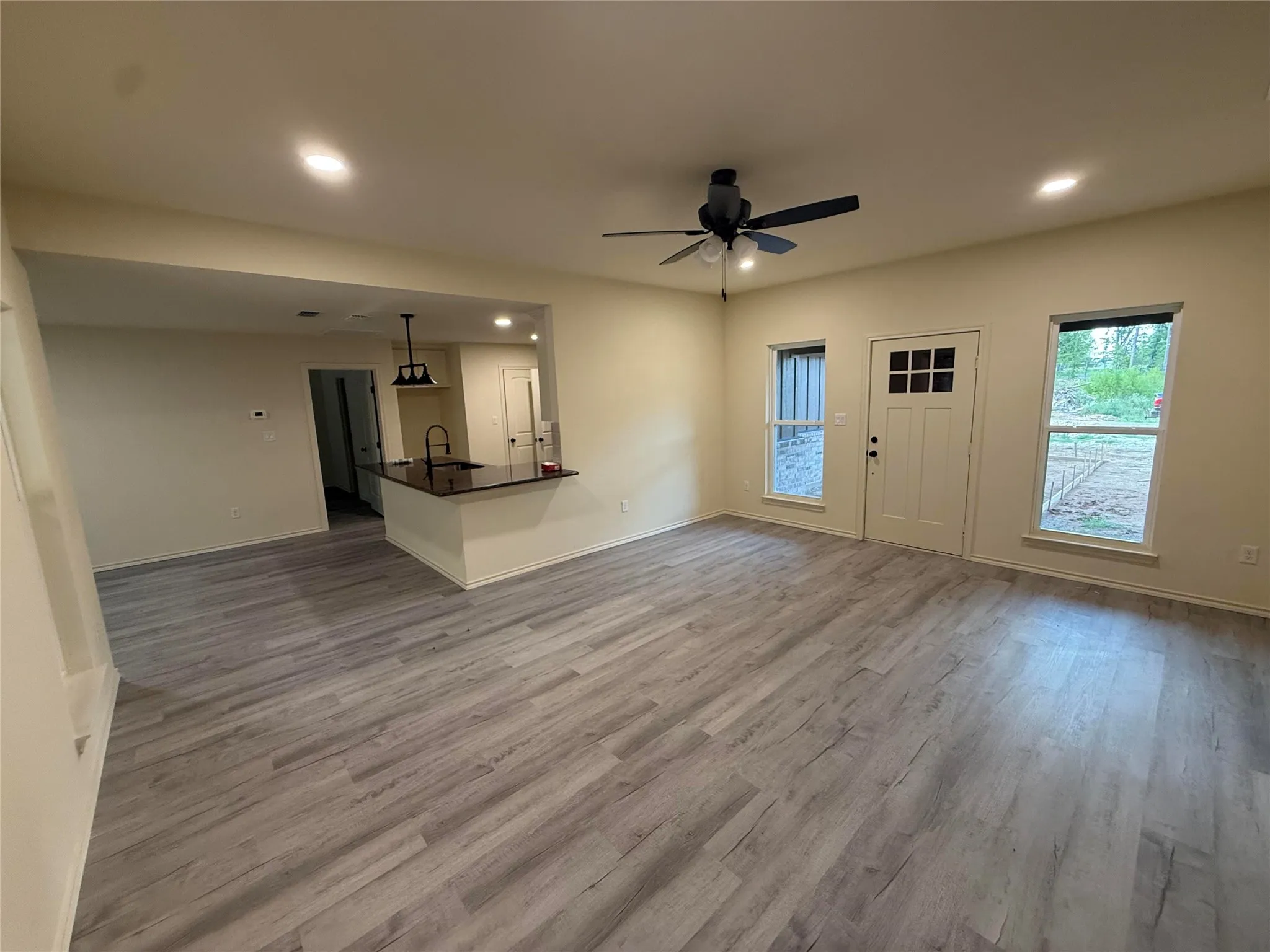 Single Family Residence For Sale in Wood County , 347 Private Road 6292, Mineola, Texas 75773, 3 Bedroom, 2 Bathroom, Garage spaces, 1,635 Sqft, built in 2026, mls#21398512, Real Estate Agent in Mineola, Homes For Sale in Wood county, Homes For Sale in Mineola, Realtor in Mineola Texas, Real Estate Brokerage Independent Realty Texas, Luminita Cordes Realtor