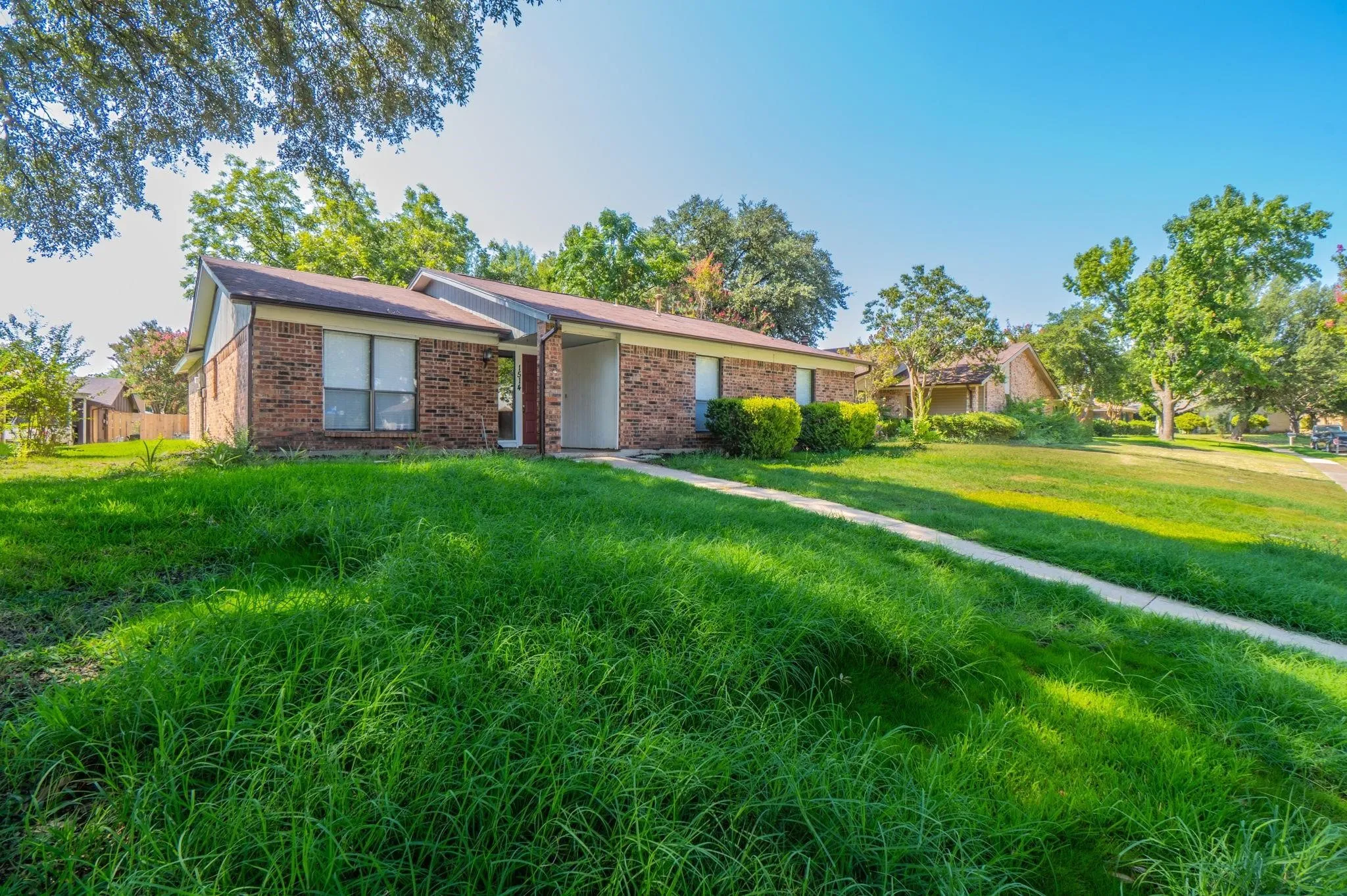 Single Family Residence For Rent in Dallas County , 1514 Hindsdale Drive, Richardson, Texas 75081, 4 Bedroom, 2 Bathroom, Garage spaces, 1,538 Sqft, built in 1979, mls#21398514, Real Estate Agent in Richardson, Homes For Rent in Dallas county, Homes For Rent in Richardson, Realtor in Richardson Texas, Real Estate Brokerage Independent Realty Texas, Luminita Cordes Realtor