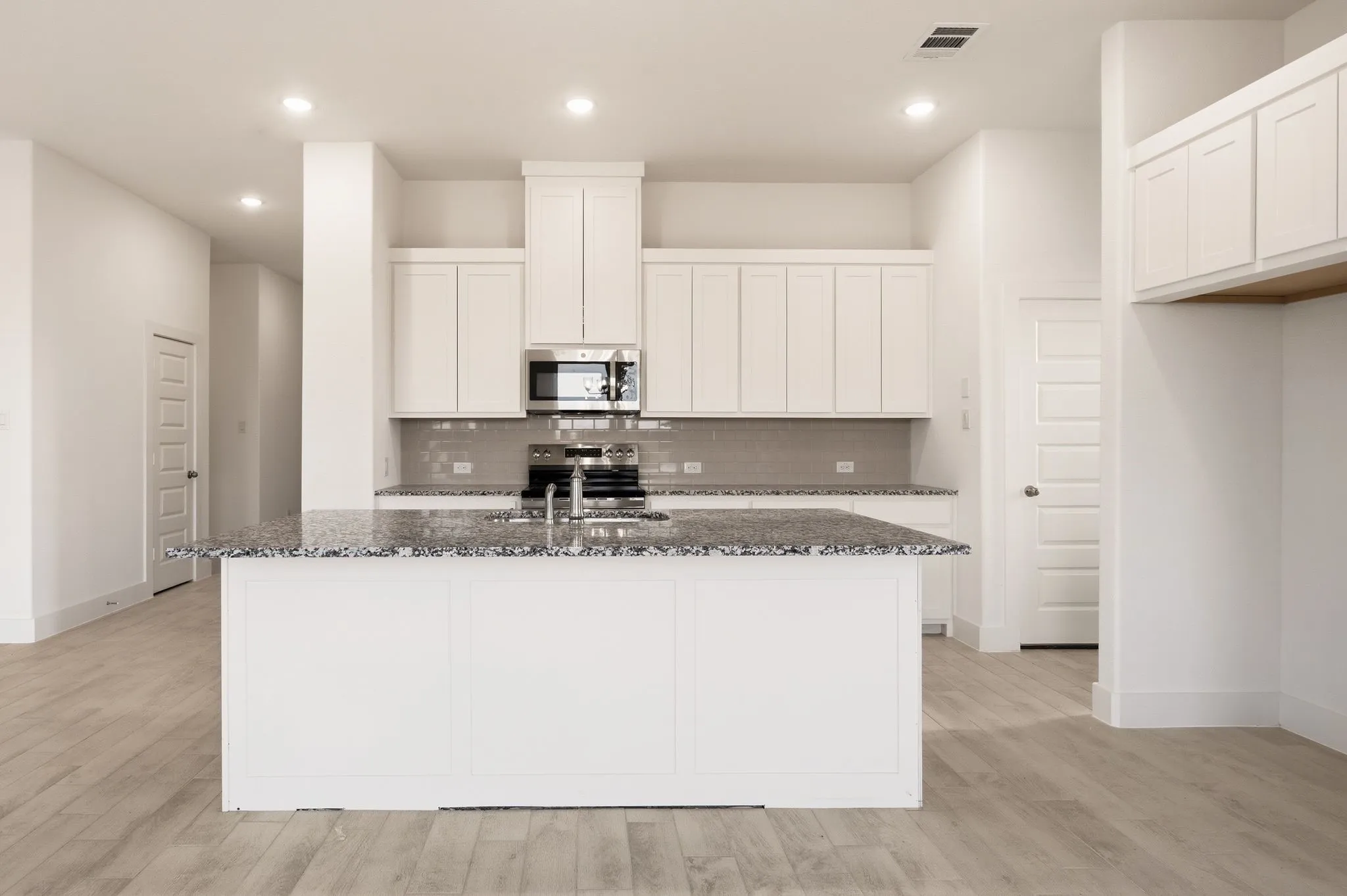 Single Family Residence For Sale in Wise County , 116 Park Hurst Drive, Boyd, Texas 76023, 4 Bedroom, 2 Bathroom, 2 Garage spaces, 1,996 Sqft, built in 2026, mls#21398543, Real Estate Agent in Boyd, Homes For Sale in Wise county, Homes For Sale in Boyd, Realtor in Boyd Texas, Real Estate Brokerage Independent Realty Texas, Luminita Cordes Realtor