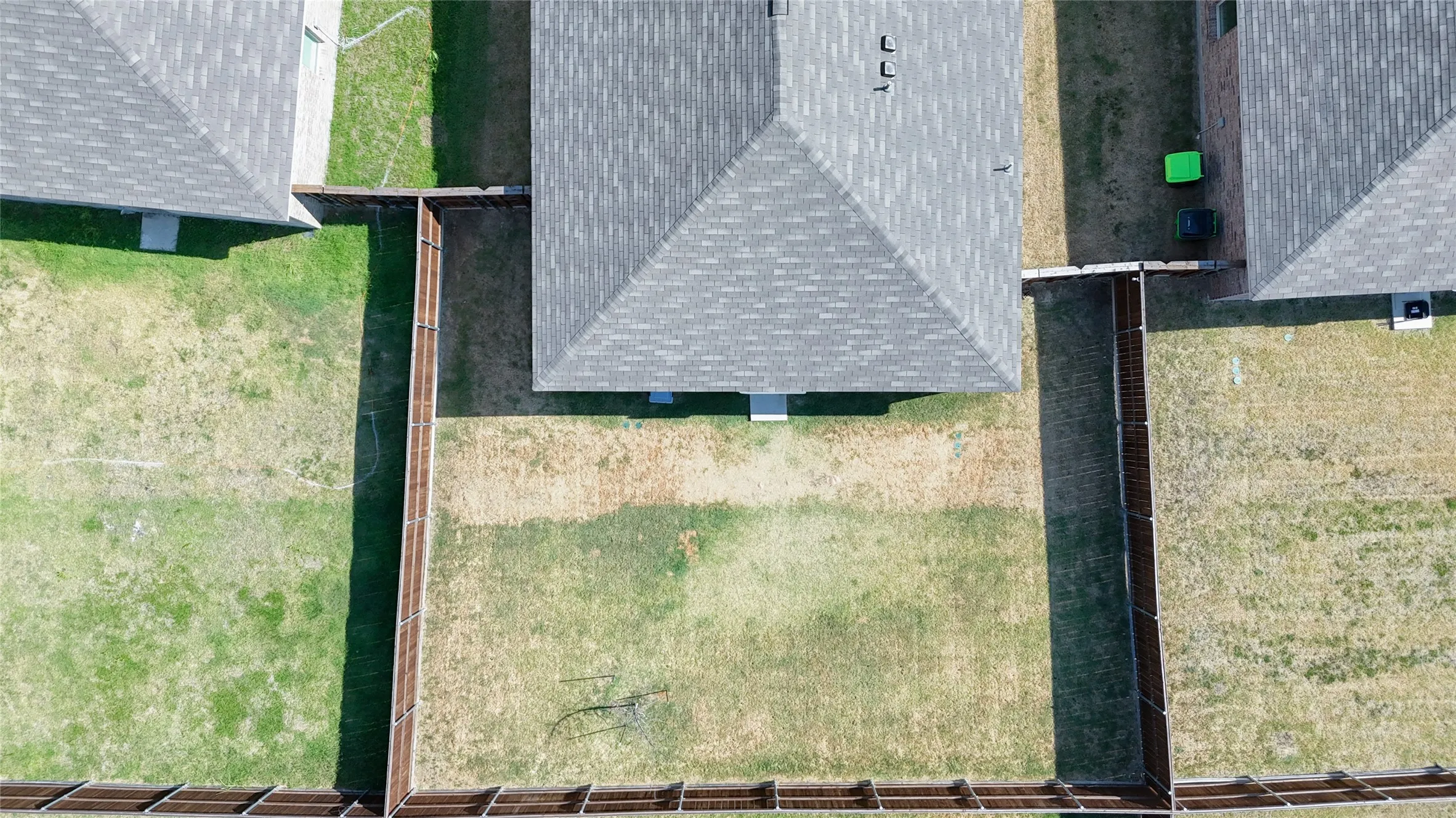 Single Family Residence For Rent in Denton County , 2809 Watchpoint Road, Little Elm, Texas 75068, 4 Bedroom, 2 Bathroom, 2 Garage spaces, 1,743 Sqft, built in 2023, mls#21397670, Real Estate Agent in Little Elm, Homes For Rent in Denton county, Homes For Rent in Little Elm, Realtor in Little Elm Texas, Real Estate Brokerage Independent Realty Texas, Luminita Cordes Realtor