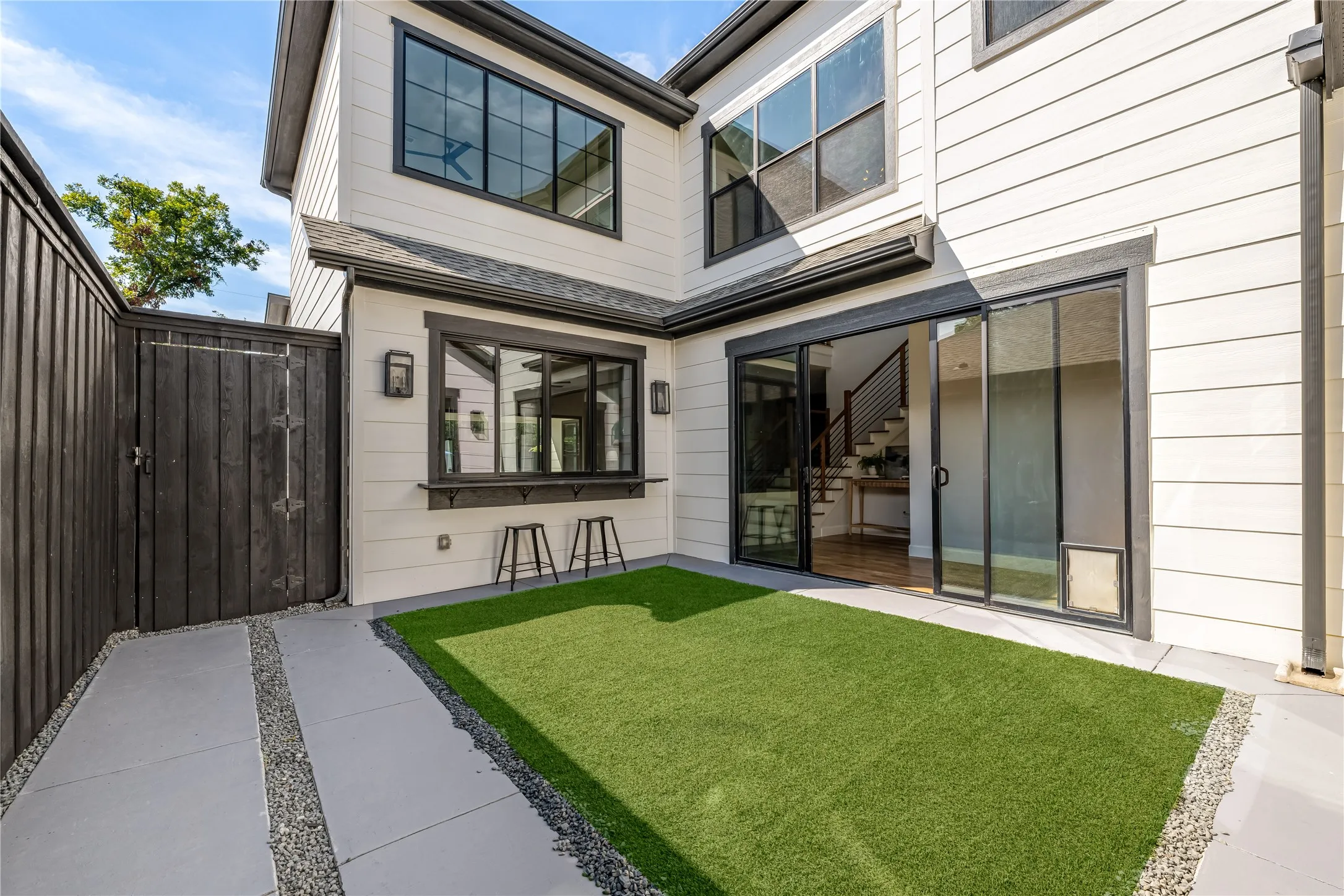 Single Family Residence For Sale in Dallas County , 5430 Belmont Avenue, Dallas, Texas 75206, 4 Bedroom, 4 Bathroom, 2 Garage spaces, 3,508 Sqft, built in 2018, mls#21393021, Real Estate Agent in Dallas, Homes For Sale in Dallas county, Homes For Sale in Dallas, Realtor in Dallas Texas, Real Estate Brokerage Independent Realty Texas, Luminita Cordes Realtor