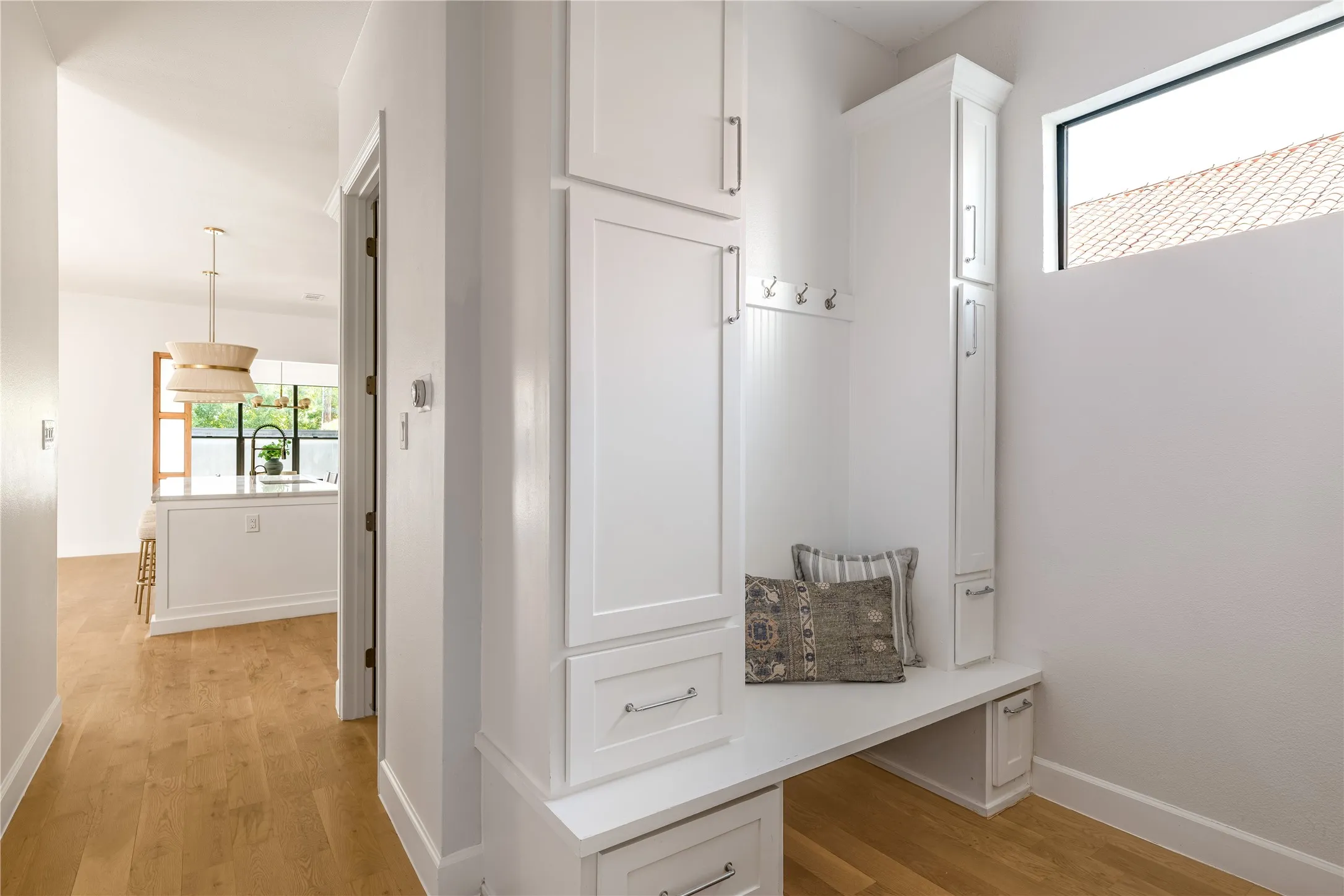 Single Family Residence For Sale in Dallas County , 5430 Belmont Avenue, Dallas, Texas 75206, 4 Bedroom, 4 Bathroom, 2 Garage spaces, 3,508 Sqft, built in 2018, mls#21393021, Real Estate Agent in Dallas, Homes For Sale in Dallas county, Homes For Sale in Dallas, Realtor in Dallas Texas, Real Estate Brokerage Independent Realty Texas, Luminita Cordes Realtor