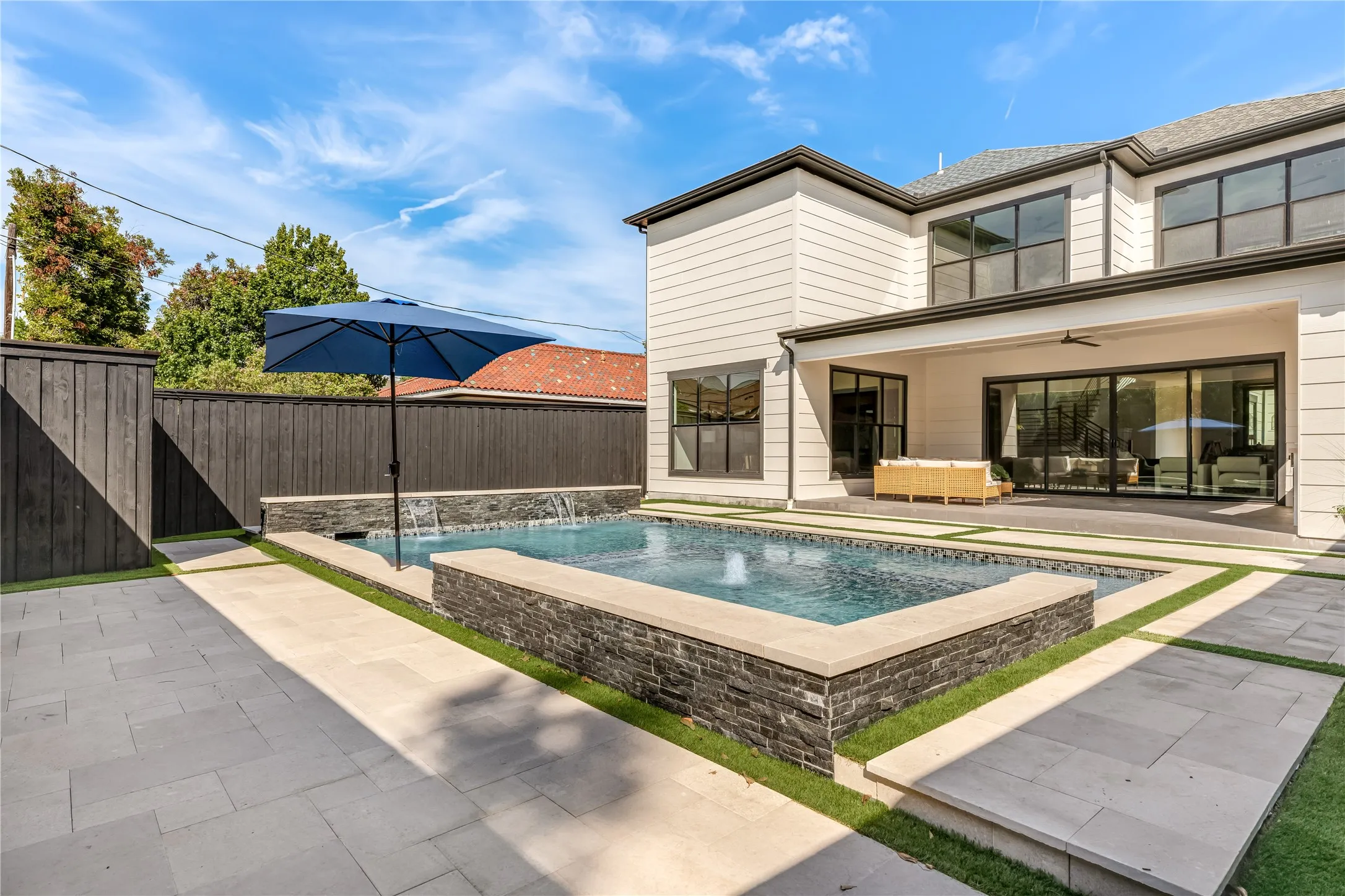 Single Family Residence For Sale in Dallas County , 5430 Belmont Avenue, Dallas, Texas 75206, 4 Bedroom, 4 Bathroom, 2 Garage spaces, 3,508 Sqft, built in 2018, mls#21393021, Real Estate Agent in Dallas, Homes For Sale in Dallas county, Homes For Sale in Dallas, Realtor in Dallas Texas, Real Estate Brokerage Independent Realty Texas, Luminita Cordes Realtor