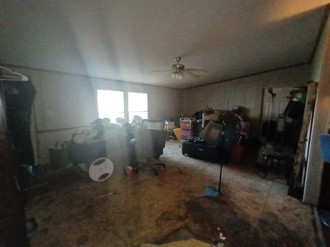 Manufactured Home For Sale in Navarro County , 135 County Road 3048, Corsicana, Texas 75109, 4 Bedroom, 2 Bathroom, 2 Garage spaces, 2,304 Sqft, built in 2008, mls#21398546, Real Estate Agent in Corsicana, Homes For Sale in Navarro county, Homes For Sale in Corsicana, Realtor in Corsicana Texas, Real Estate Brokerage Independent Realty Texas, Luminita Cordes Realtor