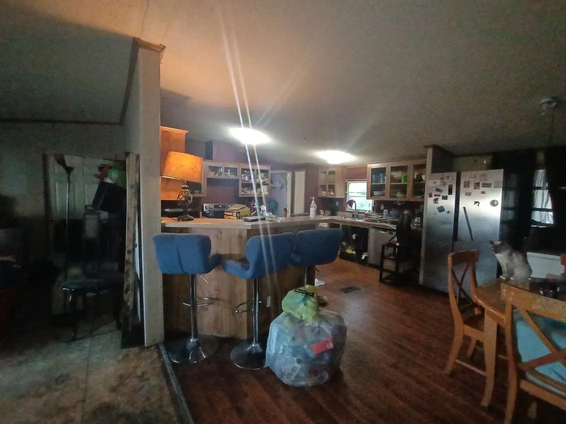 Manufactured Home For Sale in Navarro County , 135 County Road 3048, Corsicana, Texas 75109, 4 Bedroom, 2 Bathroom, 2 Garage spaces, 2,304 Sqft, built in 2008, mls#21398546, Real Estate Agent in Corsicana, Homes For Sale in Navarro county, Homes For Sale in Corsicana, Realtor in Corsicana Texas, Real Estate Brokerage Independent Realty Texas, Luminita Cordes Realtor