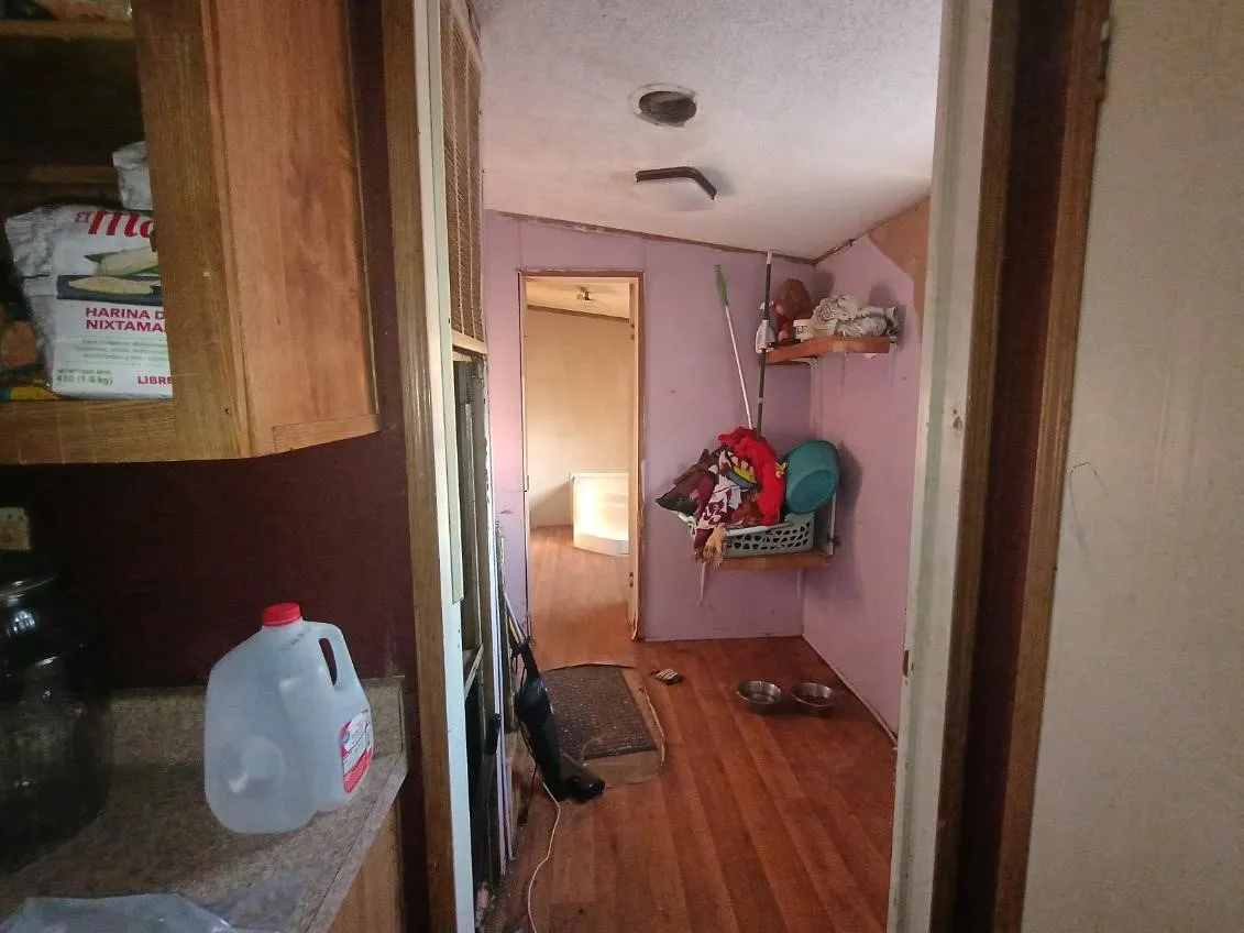 Manufactured Home For Sale in Navarro County , 135 County Road 3048, Corsicana, Texas 75109, 4 Bedroom, 2 Bathroom, 2 Garage spaces, 2,304 Sqft, built in 2008, mls#21398546, Real Estate Agent in Corsicana, Homes For Sale in Navarro county, Homes For Sale in Corsicana, Realtor in Corsicana Texas, Real Estate Brokerage Independent Realty Texas, Luminita Cordes Realtor