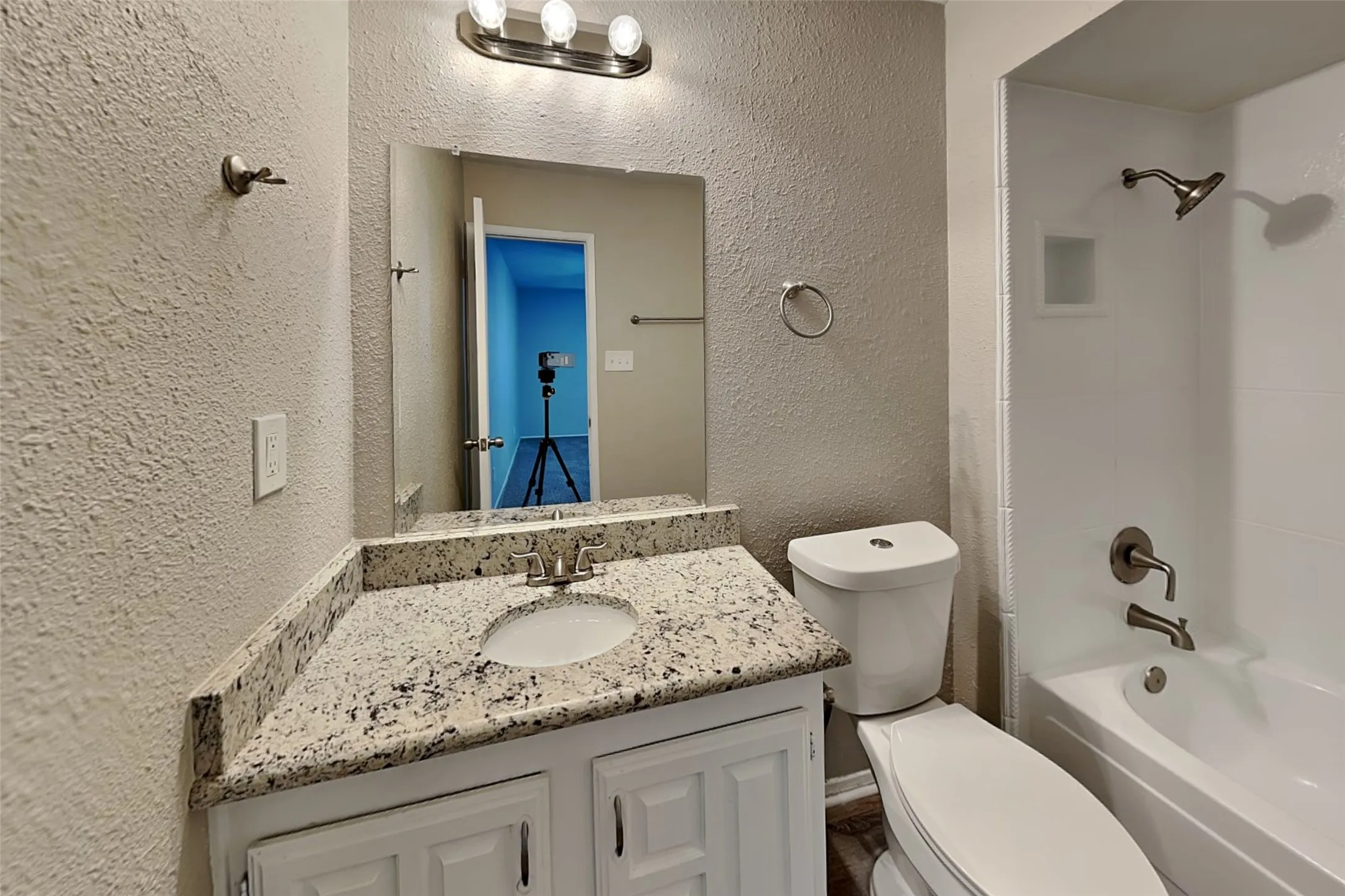 Single Family Residence For Rent in Tarrant County , 4144 Staghorn Circle S, Fort Worth, Texas 76137, 4 Bedroom, 3 Bathroom, 2 Garage spaces, 2,164 Sqft, built in 1980, mls#21398535, Real Estate Agent in Fort Worth, Homes For Rent in Tarrant county, Homes For Rent in Fort Worth, Realtor in Fort Worth Texas, Real Estate Brokerage Independent Realty Texas, Luminita Cordes Realtor