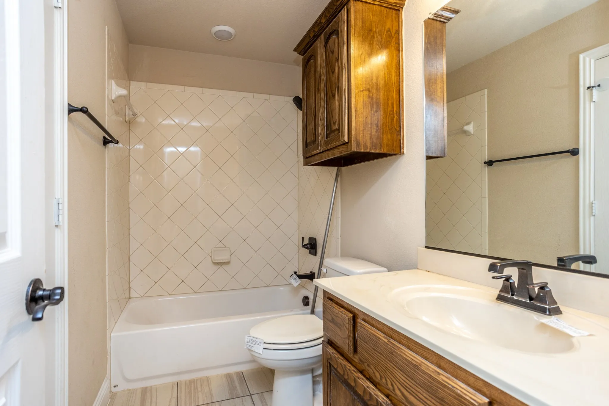 Single Family Residence For Sale in Tarrant County , 4803 Comstock Way, Mansfield, Texas 76063, 5 Bedroom, 4 Bathroom, 3 Garage spaces, 4,257 Sqft, built in 2018, mls#21397086, Real Estate Agent in Mansfield, Homes For Sale in Tarrant county, Homes For Sale in Mansfield, Realtor in Mansfield Texas, Real Estate Brokerage Independent Realty Texas, Luminita Cordes Realtor
