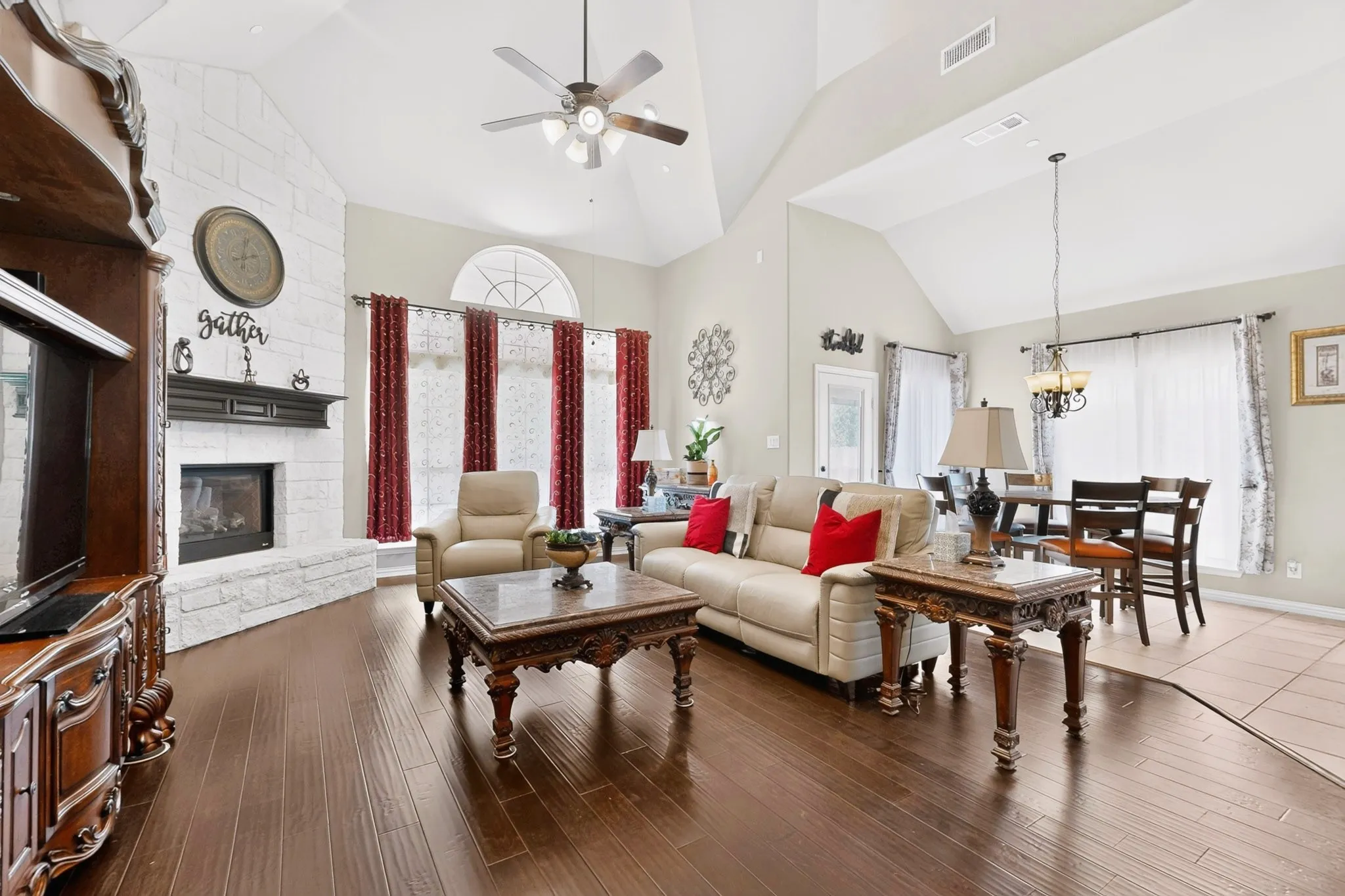 Single Family Residence For Sale in Denton County , 7800 Alders Gate Lane, Denton, Texas 76208, 6 Bedroom, 4 Bathroom, 2 Garage spaces, 4,411 Sqft, built in 2018, mls#21393153, Real Estate Agent in Denton, Homes For Sale in Denton county, Homes For Sale in Denton, Realtor in Denton Texas, Real Estate Brokerage Independent Realty Texas, Luminita Cordes Realtor