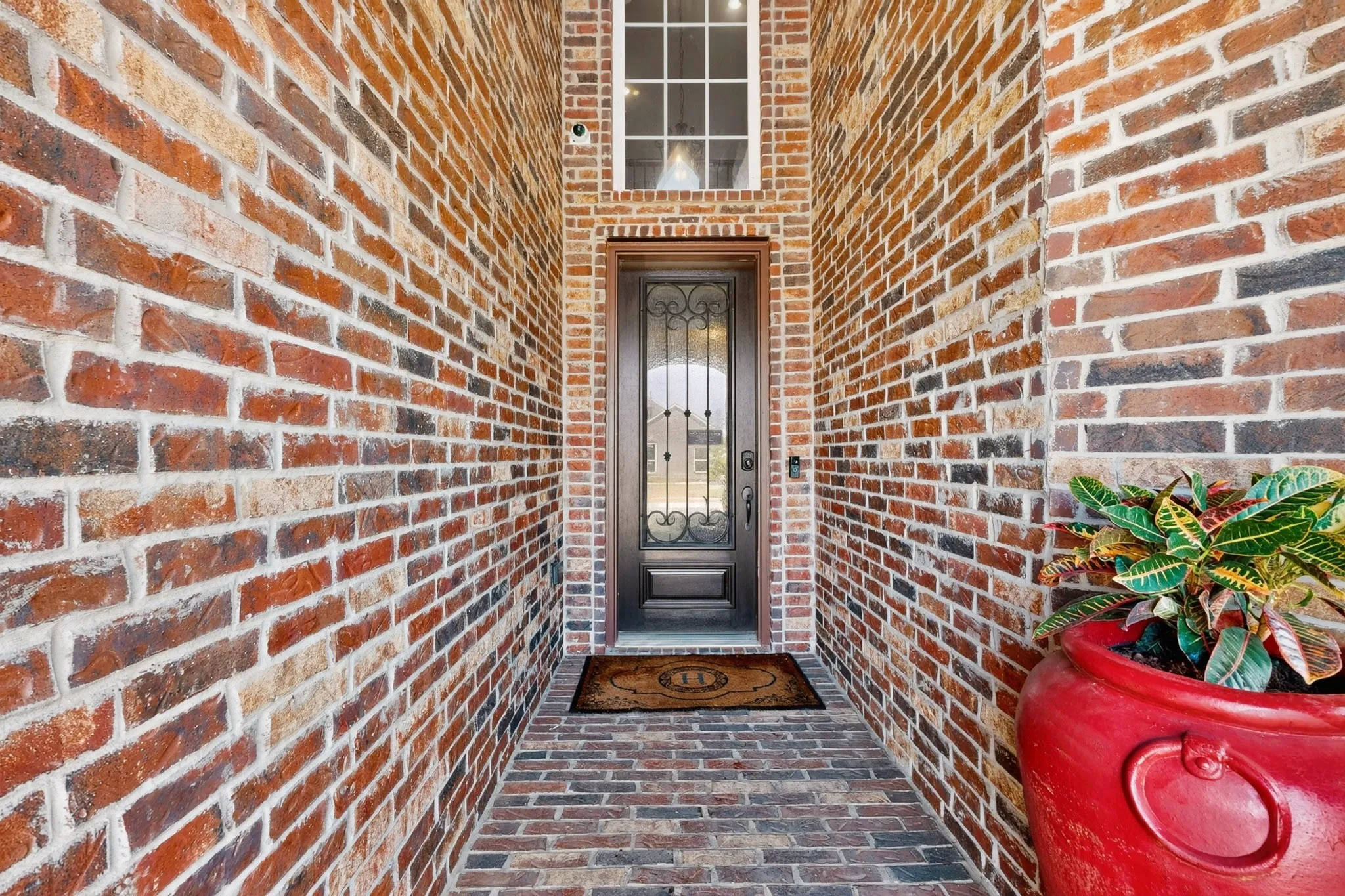 Single Family Residence For Sale in Denton County , 7800 Alders Gate Lane, Denton, Texas 76208, 6 Bedroom, 4 Bathroom, 2 Garage spaces, 4,411 Sqft, built in 2018, mls#21393153, Real Estate Agent in Denton, Homes For Sale in Denton county, Homes For Sale in Denton, Realtor in Denton Texas, Real Estate Brokerage Independent Realty Texas, Luminita Cordes Realtor
