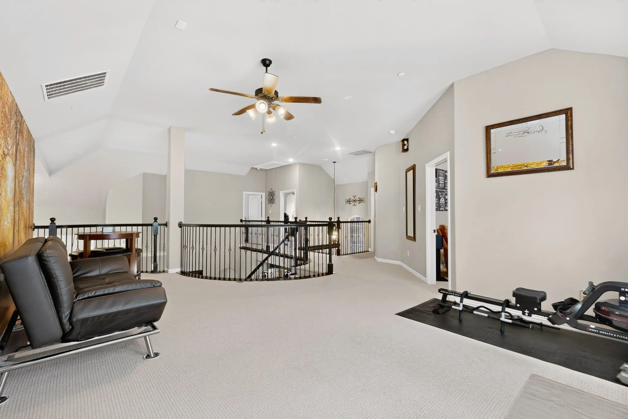 Single Family Residence For Sale in Denton County , 7800 Alders Gate Lane, Denton, Texas 76208, 6 Bedroom, 4 Bathroom, 2 Garage spaces, 4,411 Sqft, built in 2018, mls#21393153, Real Estate Agent in Denton, Homes For Sale in Denton county, Homes For Sale in Denton, Realtor in Denton Texas, Real Estate Brokerage Independent Realty Texas, Luminita Cordes Realtor