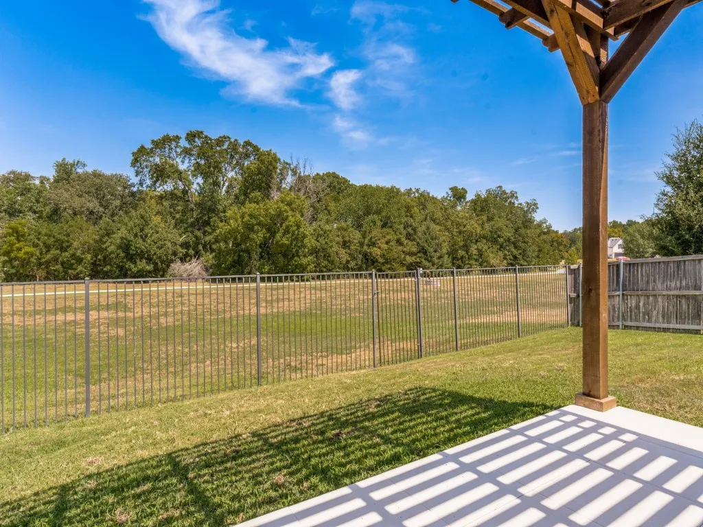 Single Family Residence For Rent in Collin County , 1906 Pecan Grove Drive, Anna, Texas 75409, 3 Bedroom, 2 Bathroom, 2 Garage spaces, 1,945 Sqft, built in 2006, mls#21397667, Real Estate Agent in Anna, Homes For Rent in Collin county, Homes For Rent in Anna, Realtor in Anna Texas, Real Estate Brokerage Independent Realty Texas, Luminita Cordes Realtor