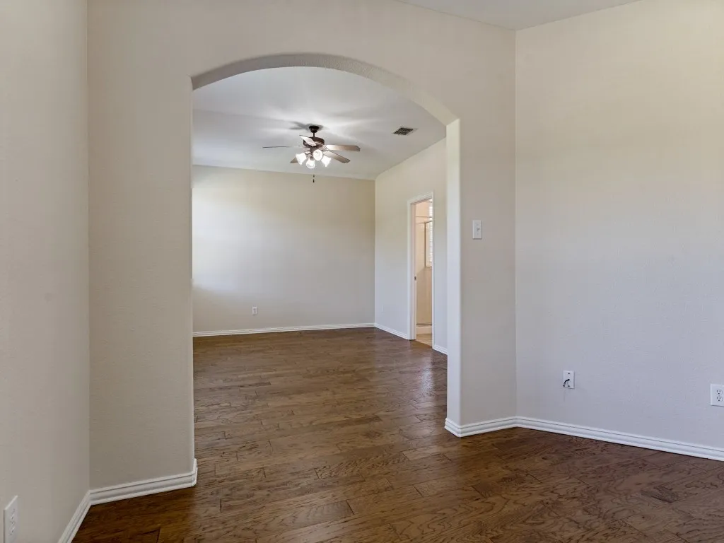 Single Family Residence For Rent in Collin County , 1906 Pecan Grove Drive, Anna, Texas 75409, 3 Bedroom, 2 Bathroom, 2 Garage spaces, 1,945 Sqft, built in 2006, mls#21397667, Real Estate Agent in Anna, Homes For Rent in Collin county, Homes For Rent in Anna, Realtor in Anna Texas, Real Estate Brokerage Independent Realty Texas, Luminita Cordes Realtor