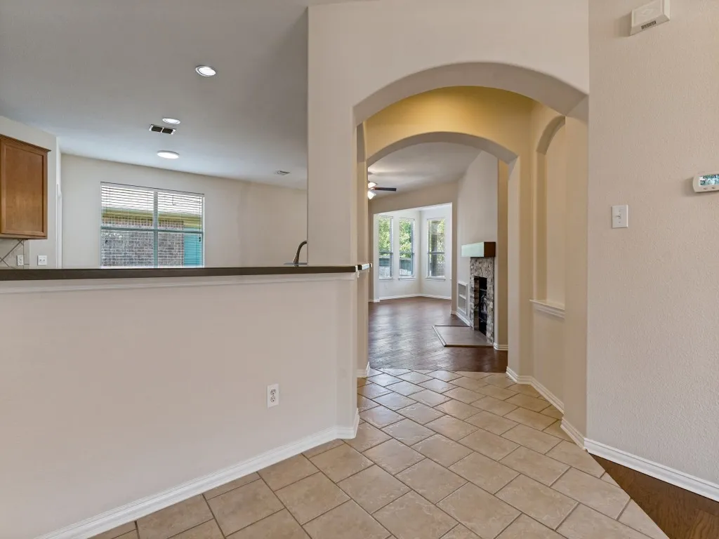 Single Family Residence For Rent in Collin County , 1906 Pecan Grove Drive, Anna, Texas 75409, 3 Bedroom, 2 Bathroom, 2 Garage spaces, 1,945 Sqft, built in 2006, mls#21397667, Real Estate Agent in Anna, Homes For Rent in Collin county, Homes For Rent in Anna, Realtor in Anna Texas, Real Estate Brokerage Independent Realty Texas, Luminita Cordes Realtor