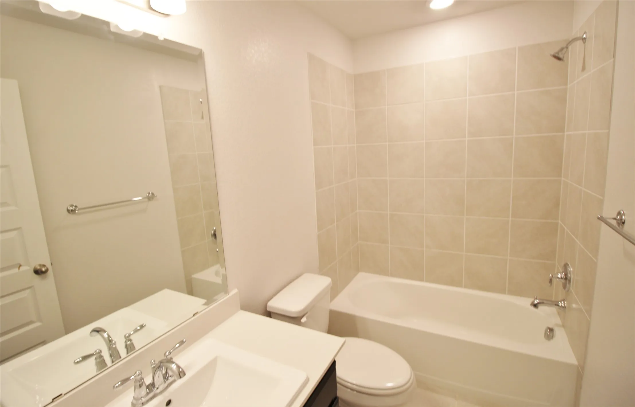 Townhouse For Rent in Dallas County , 7836 Manilla Drive, Rowlett, Texas 75088, 3 Bedroom, 4 Bathroom, 2 Garage spaces, 2,270 Sqft, built in 2022, mls#21398569, Real Estate Agent in Rowlett, Homes For Rent in Dallas county, Homes For Rent in Rowlett, Realtor in Rowlett Texas, Real Estate Brokerage Independent Realty Texas, Luminita Cordes Realtor