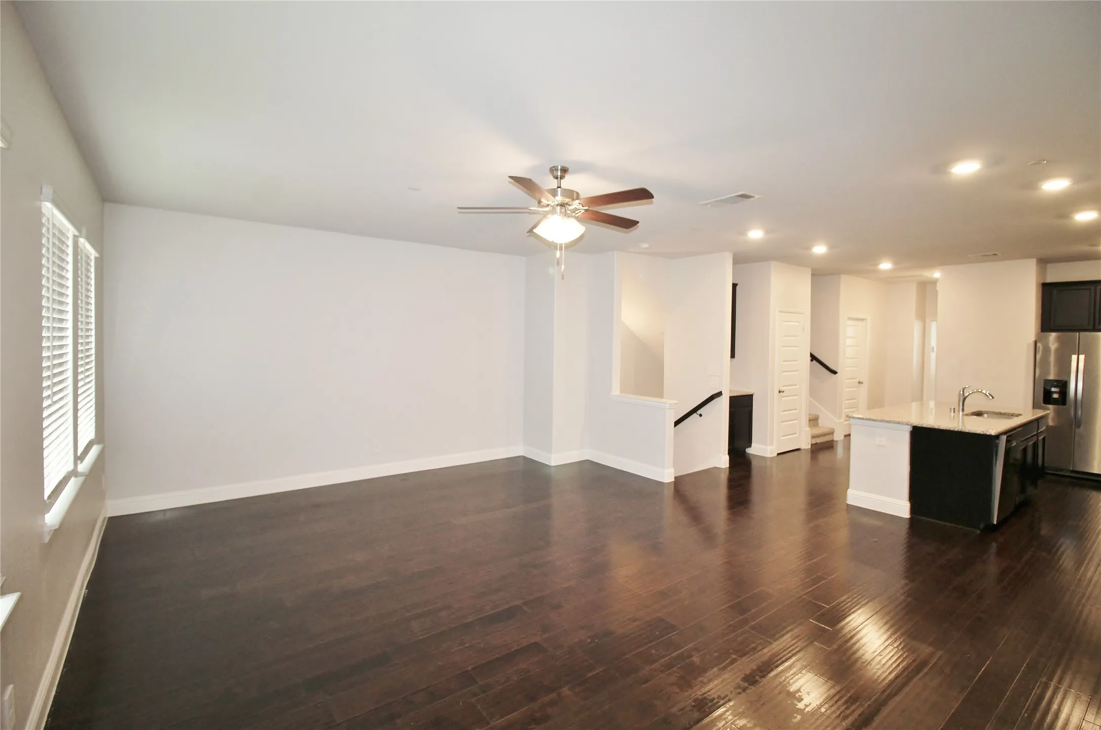 Townhouse For Rent in Dallas County , 7836 Manilla Drive, Rowlett, Texas 75088, 3 Bedroom, 4 Bathroom, 2 Garage spaces, 2,270 Sqft, built in 2022, mls#21398569, Real Estate Agent in Rowlett, Homes For Rent in Dallas county, Homes For Rent in Rowlett, Realtor in Rowlett Texas, Real Estate Brokerage Independent Realty Texas, Luminita Cordes Realtor