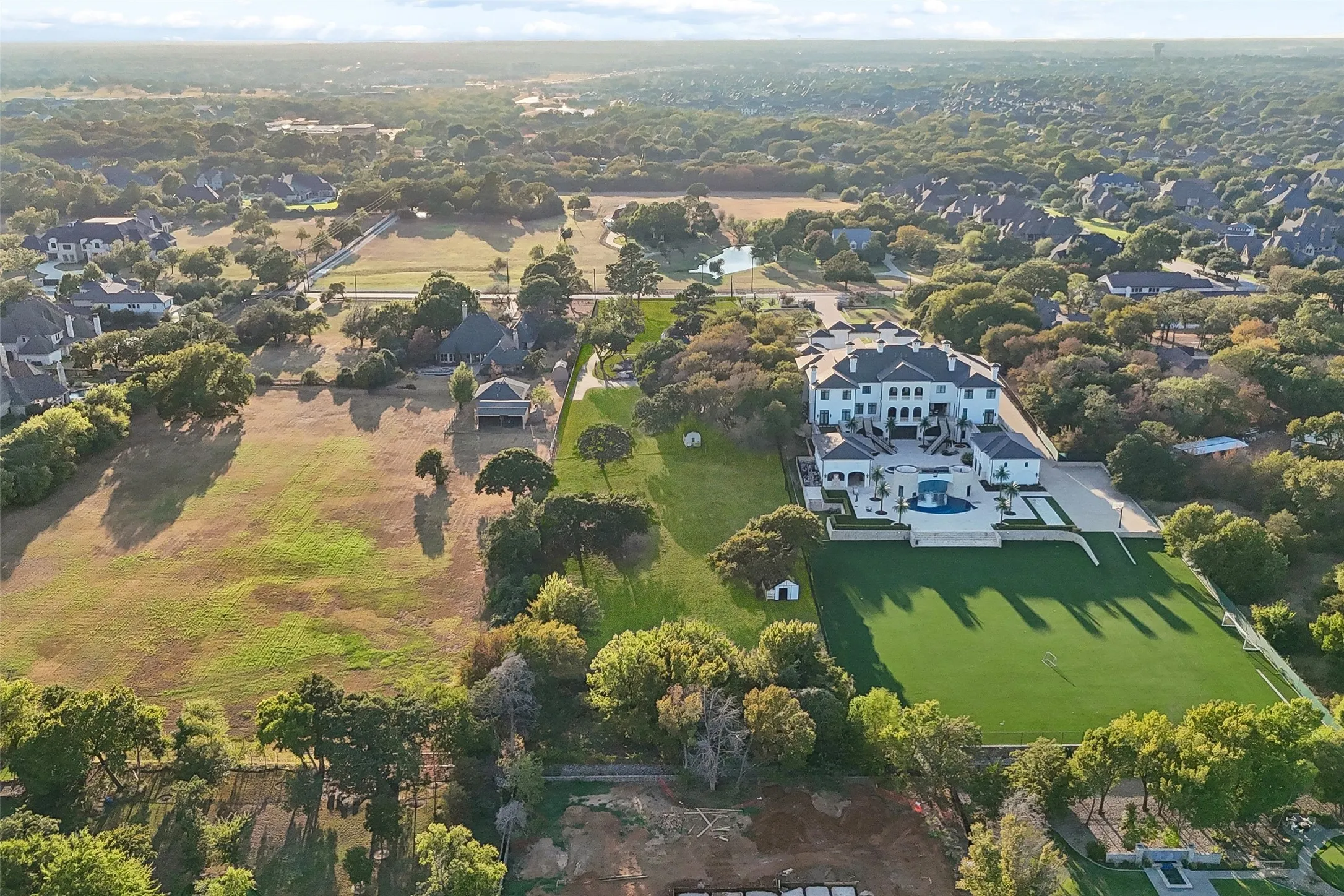 Single Family Residence For Sale in Tarrant County , 1459 Sunshine Lane, Southlake, Texas 76092, 4 Bedroom, 3 Bathroom, 2 Garage spaces, 3,069 Sqft, built in 1984, mls#21398113, Real Estate Agent in Southlake, Homes For Sale in Tarrant county, Homes For Sale in Southlake, Realtor in Southlake Texas, Real Estate Brokerage Independent Realty Texas, Luminita Cordes Realtor