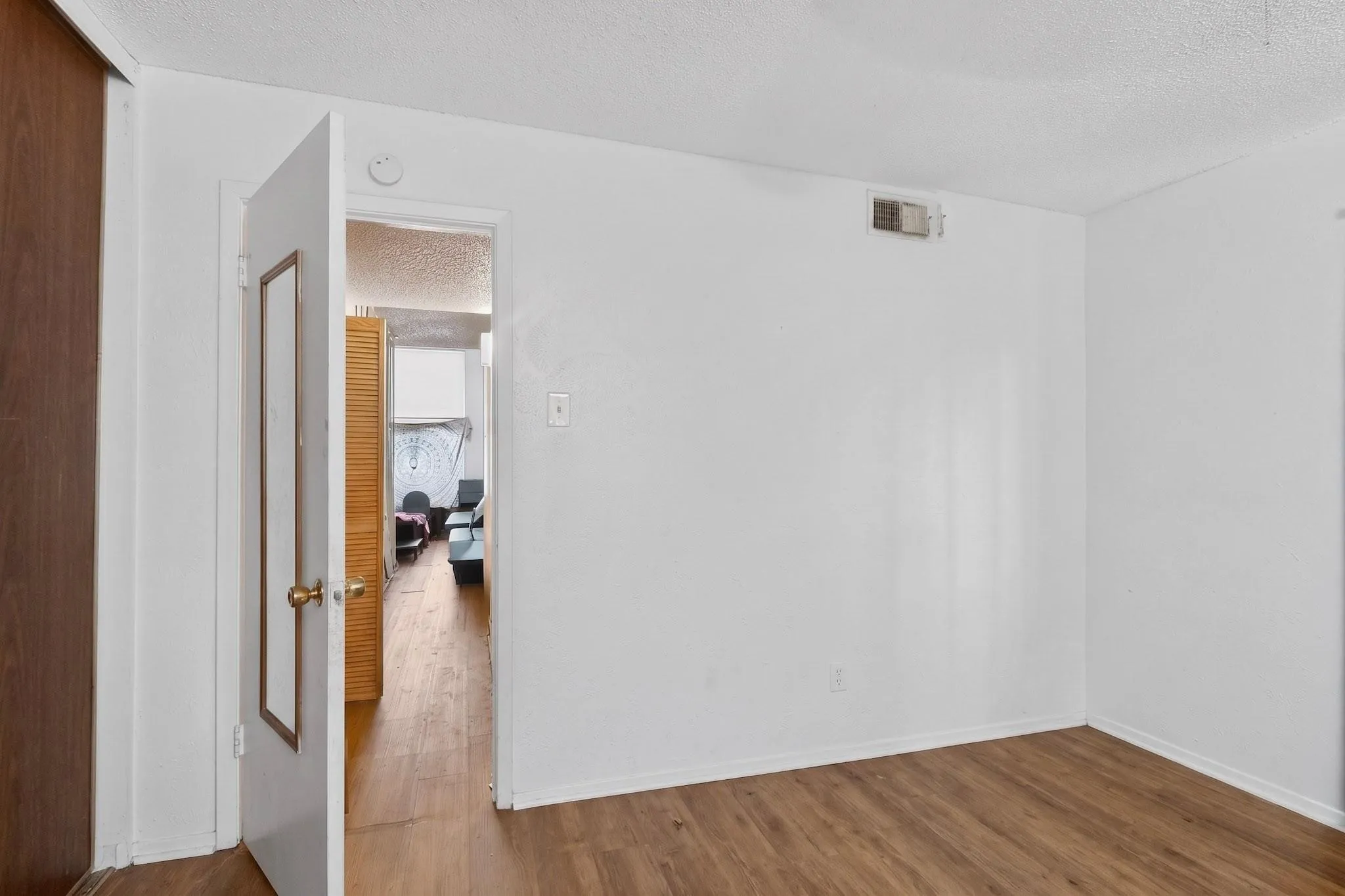 Personal items virtually removed.