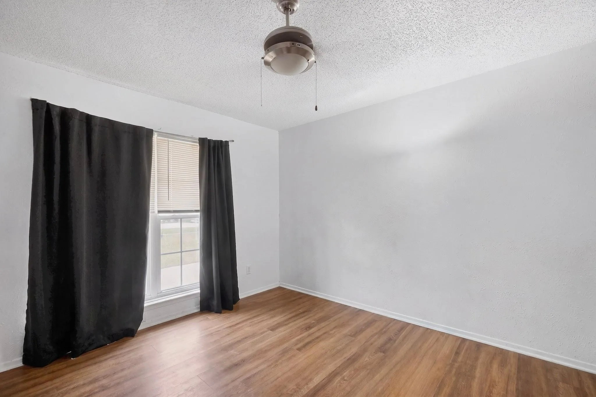 Personal items virtually removed.
