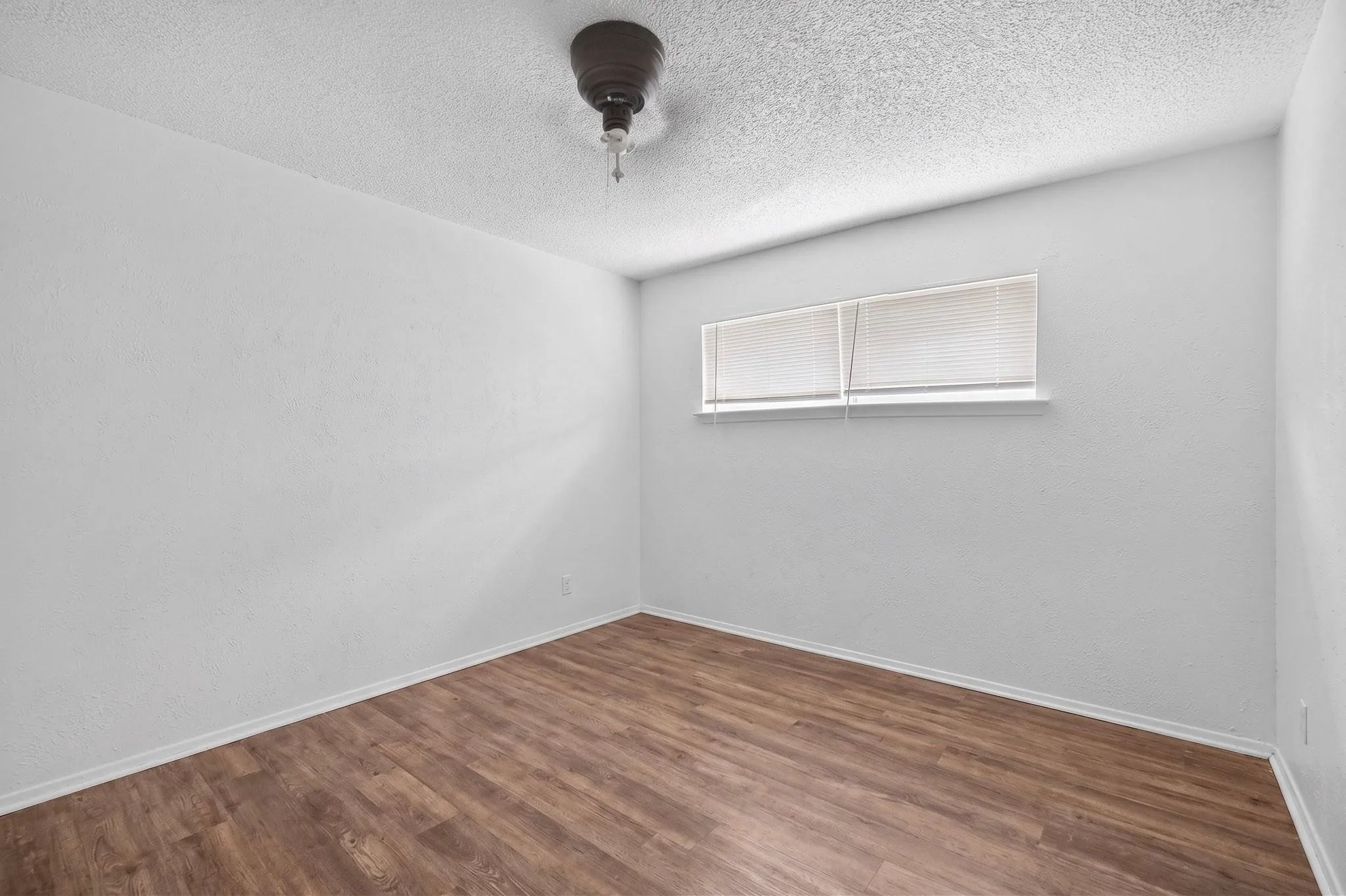 Personal items virtually removed.