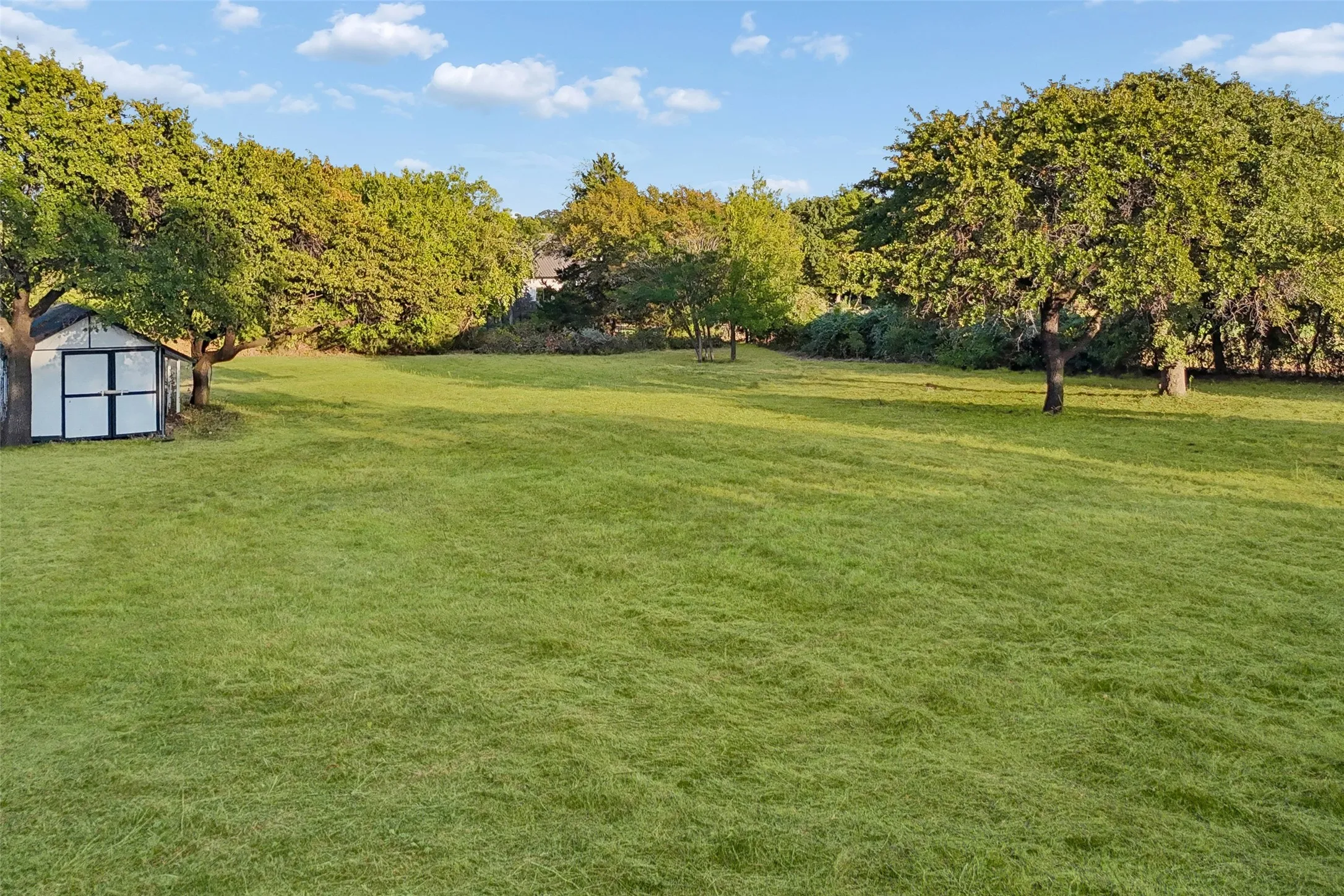 Improved Land For Sale in Tarrant County , 1459A Sunshine Lane, Southlake, Texas 76092, 0, 0, Garage spaces, 0 Sqft, built in 1984, mls#21398469, Real Estate Agent in Southlake, Homes For Sale in Tarrant county, Homes For Sale in Southlake, Realtor in Southlake Texas, Real Estate Brokerage Independent Realty Texas, Luminita Cordes Realtor