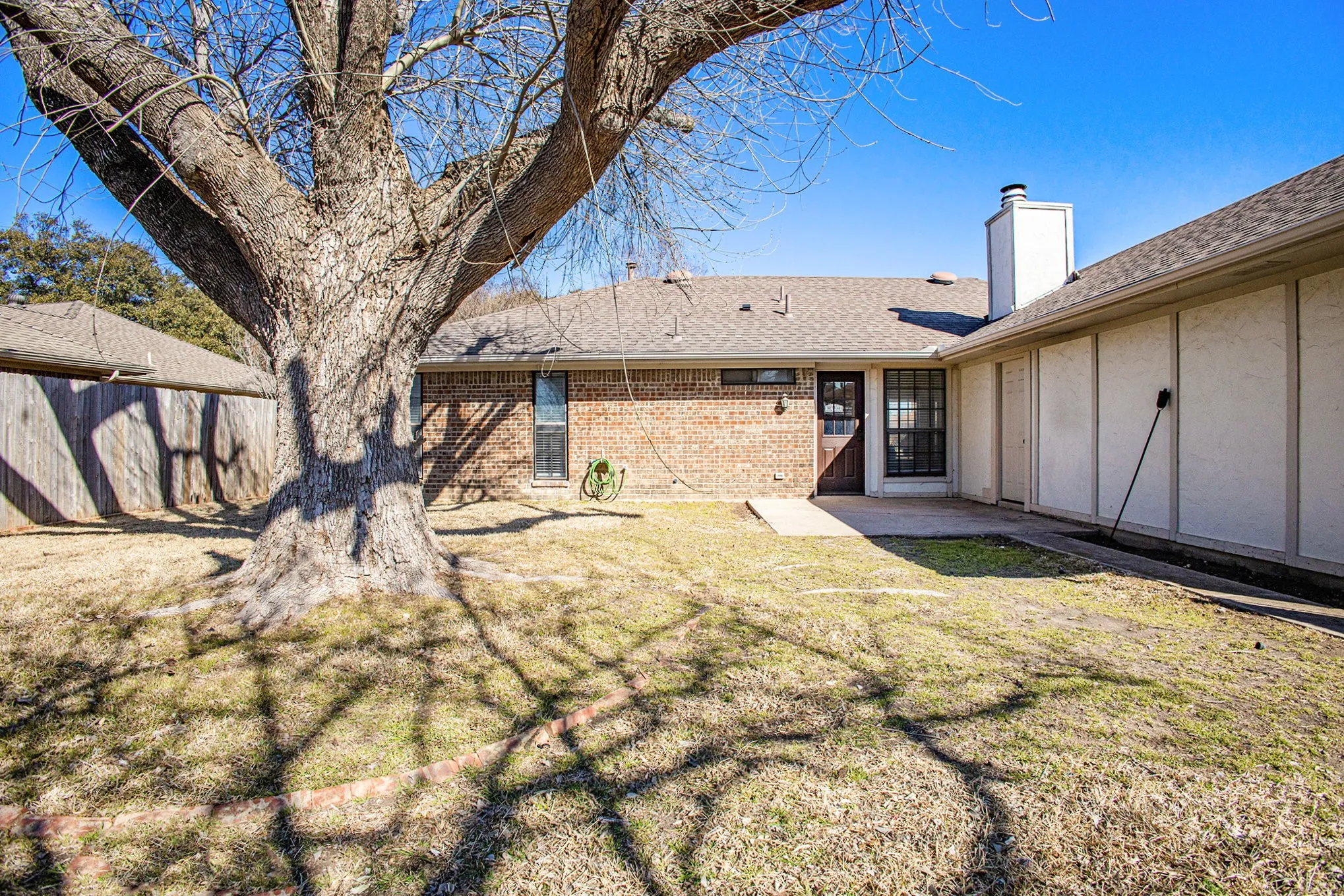 Single Family Residence For Rent in Collin County , 3204 Anchor Drive, Plano, Texas 75023, 3 Bedroom, 2 Bathroom, 2 Garage spaces, 1,604 Sqft, built in 1983, mls#21398573, Real Estate Agent in Plano, Homes For Rent in Collin county, Homes For Rent in Plano, Realtor in Plano Texas, Real Estate Brokerage Independent Realty Texas, Luminita Cordes Realtor