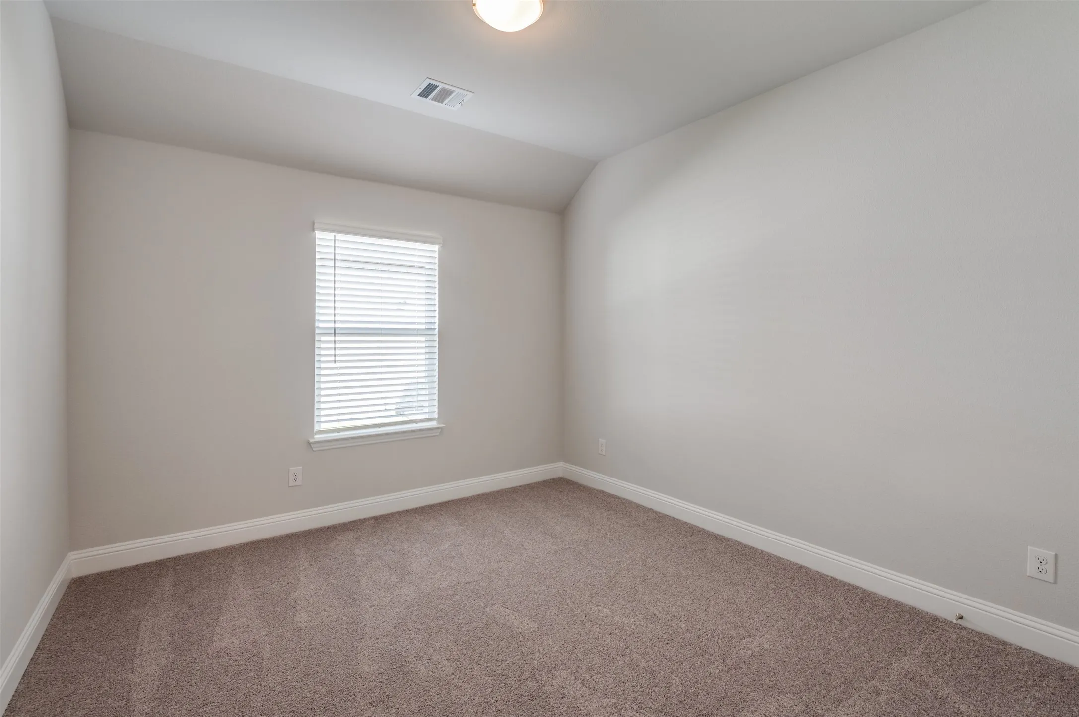 Single Family Residence For Sale in Collin County , 2902 Italia Terrace, Princeton, Texas 75407, 4 Bedroom, 2 Bathroom, 2 Garage spaces, 2,099 Sqft, built in 2024, mls#21396474, Real Estate Agent in Princeton, Homes For Sale in Collin county, Homes For Sale in Princeton, Realtor in Princeton Texas, Real Estate Brokerage Independent Realty Texas, Luminita Cordes Realtor