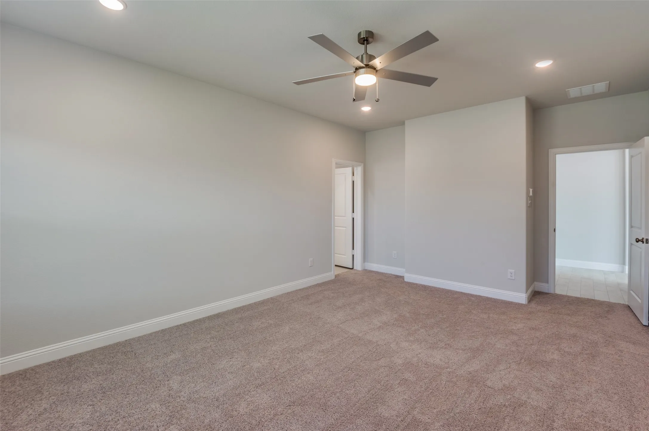Single Family Residence For Sale in Collin County , 2902 Italia Terrace, Princeton, Texas 75407, 4 Bedroom, 2 Bathroom, 2 Garage spaces, 2,099 Sqft, built in 2024, mls#21396474, Real Estate Agent in Princeton, Homes For Sale in Collin county, Homes For Sale in Princeton, Realtor in Princeton Texas, Real Estate Brokerage Independent Realty Texas, Luminita Cordes Realtor