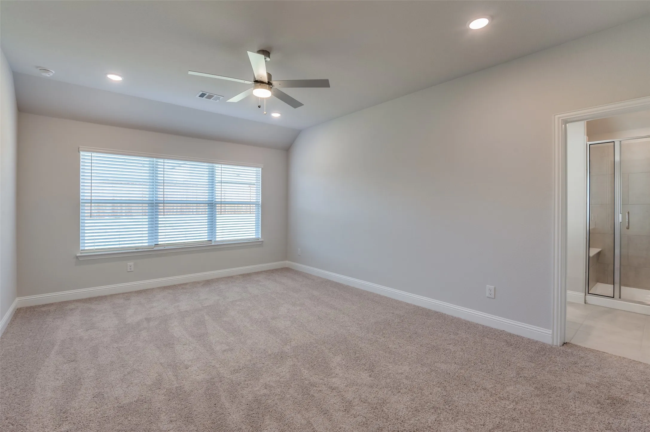 Single Family Residence For Sale in Collin County , 2902 Italia Terrace, Princeton, Texas 75407, 4 Bedroom, 2 Bathroom, 2 Garage spaces, 2,099 Sqft, built in 2024, mls#21396474, Real Estate Agent in Princeton, Homes For Sale in Collin county, Homes For Sale in Princeton, Realtor in Princeton Texas, Real Estate Brokerage Independent Realty Texas, Luminita Cordes Realtor