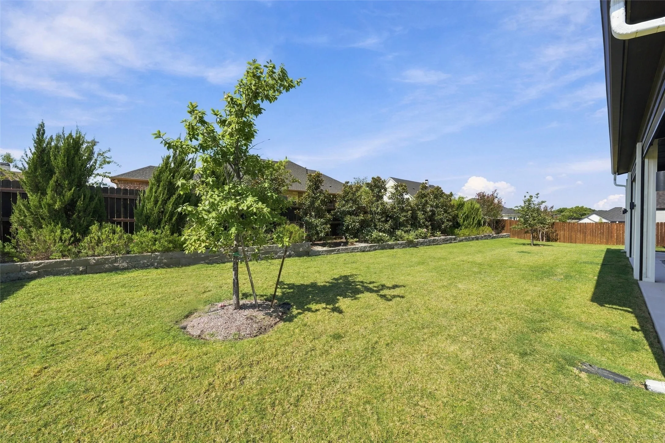 Single Family Residence For Sale in Mc Lennan County , 11012 Kings Canyon, Woodway, Texas 76712, 4 Bedroom, 5 Bathroom, 3 Garage spaces, 3,636 Sqft, built in 2024, mls#21394817, Real Estate Agent in Woodway, Homes For Sale in Mc Lennan county, Homes For Sale in Woodway, Realtor in Woodway Texas, Real Estate Brokerage Independent Realty Texas, Luminita Cordes Realtor