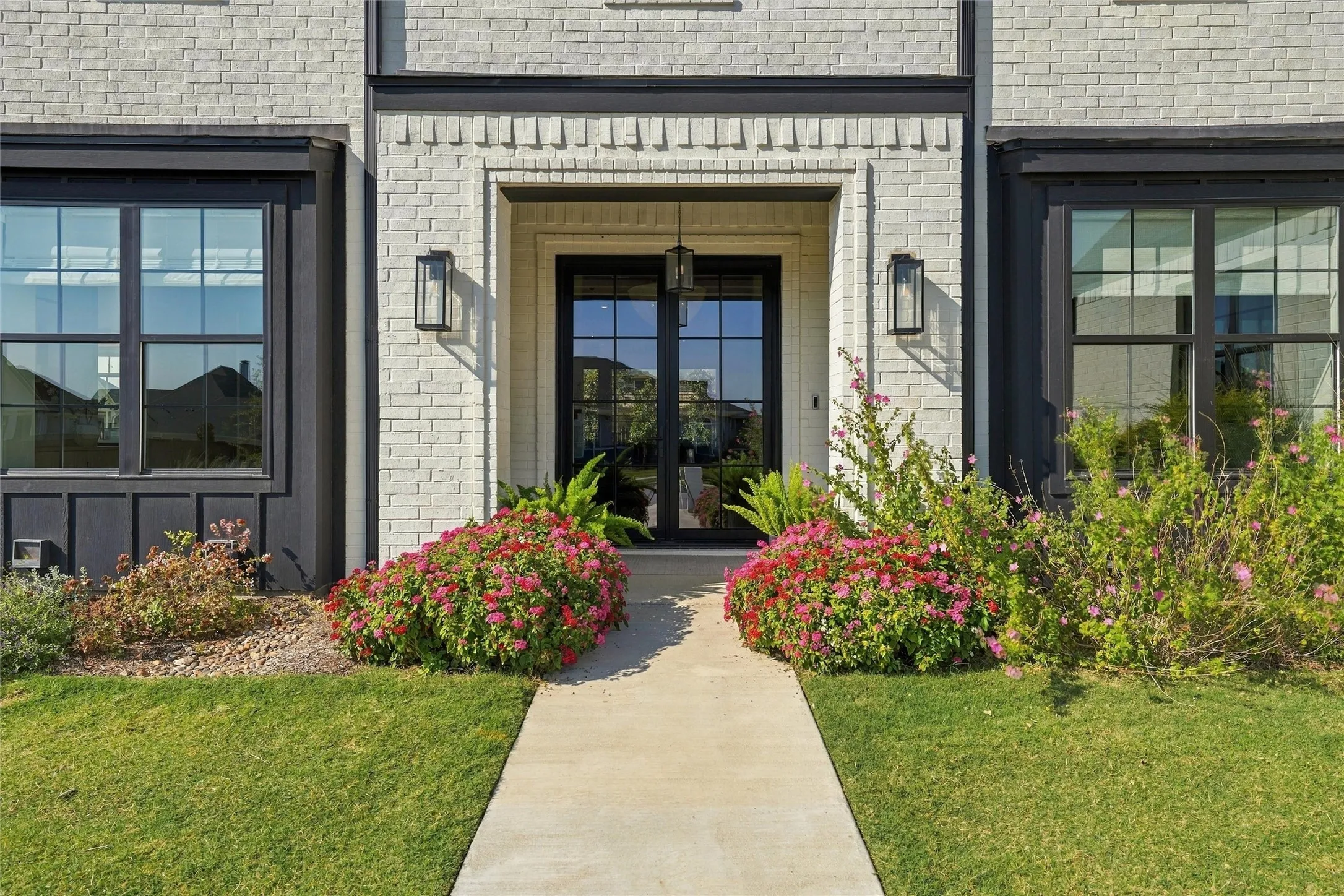 Single Family Residence For Sale in Mc Lennan County , 11012 Kings Canyon, Woodway, Texas 76712, 4 Bedroom, 5 Bathroom, 3 Garage spaces, 3,636 Sqft, built in 2024, mls#21394817, Real Estate Agent in Woodway, Homes For Sale in Mc Lennan county, Homes For Sale in Woodway, Realtor in Woodway Texas, Real Estate Brokerage Independent Realty Texas, Luminita Cordes Realtor