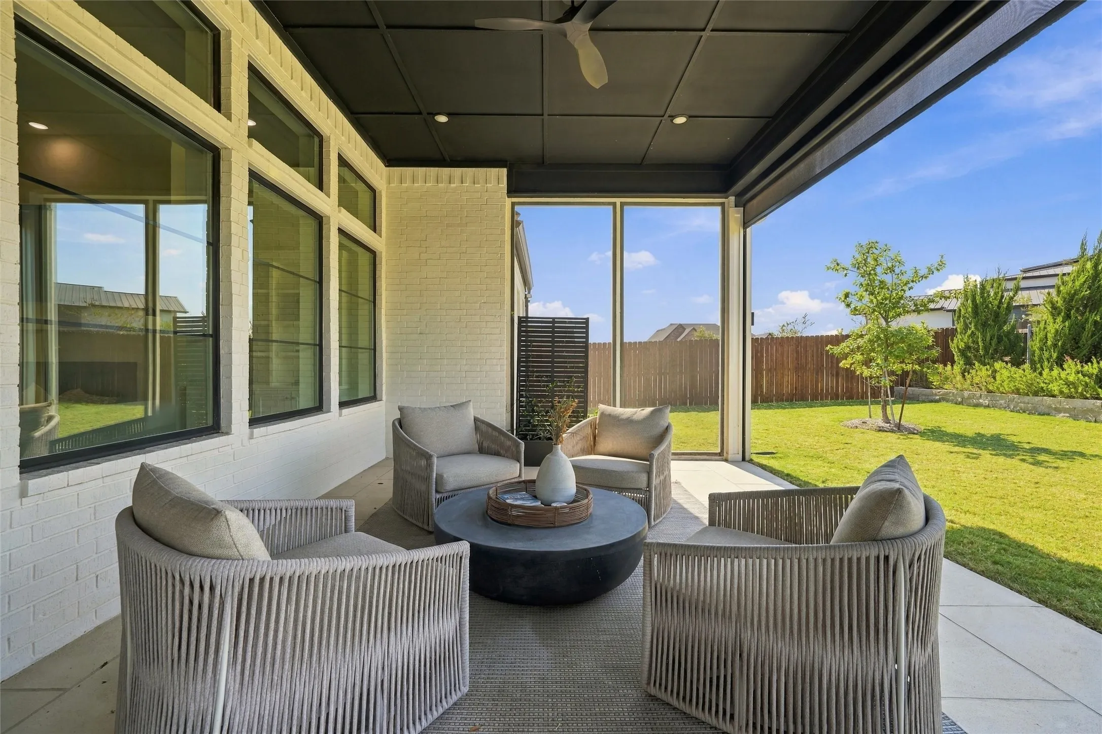 Single Family Residence For Sale in Mc Lennan County , 11012 Kings Canyon, Woodway, Texas 76712, 4 Bedroom, 5 Bathroom, 3 Garage spaces, 3,636 Sqft, built in 2024, mls#21394817, Real Estate Agent in Woodway, Homes For Sale in Mc Lennan county, Homes For Sale in Woodway, Realtor in Woodway Texas, Real Estate Brokerage Independent Realty Texas, Luminita Cordes Realtor