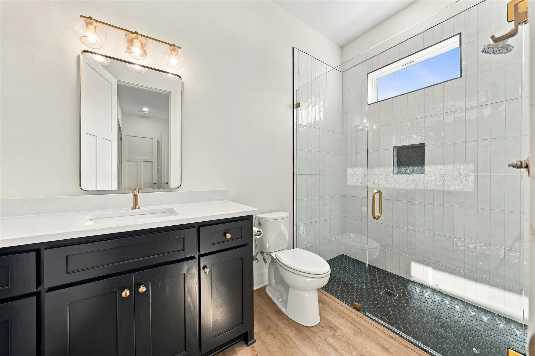 Single Family Residence For Sale in Mc Lennan County , 11012 Kings Canyon, Woodway, Texas 76712, 4 Bedroom, 5 Bathroom, 3 Garage spaces, 3,636 Sqft, built in 2024, mls#21394817, Real Estate Agent in Woodway, Homes For Sale in Mc Lennan county, Homes For Sale in Woodway, Realtor in Woodway Texas, Real Estate Brokerage Independent Realty Texas, Luminita Cordes Realtor