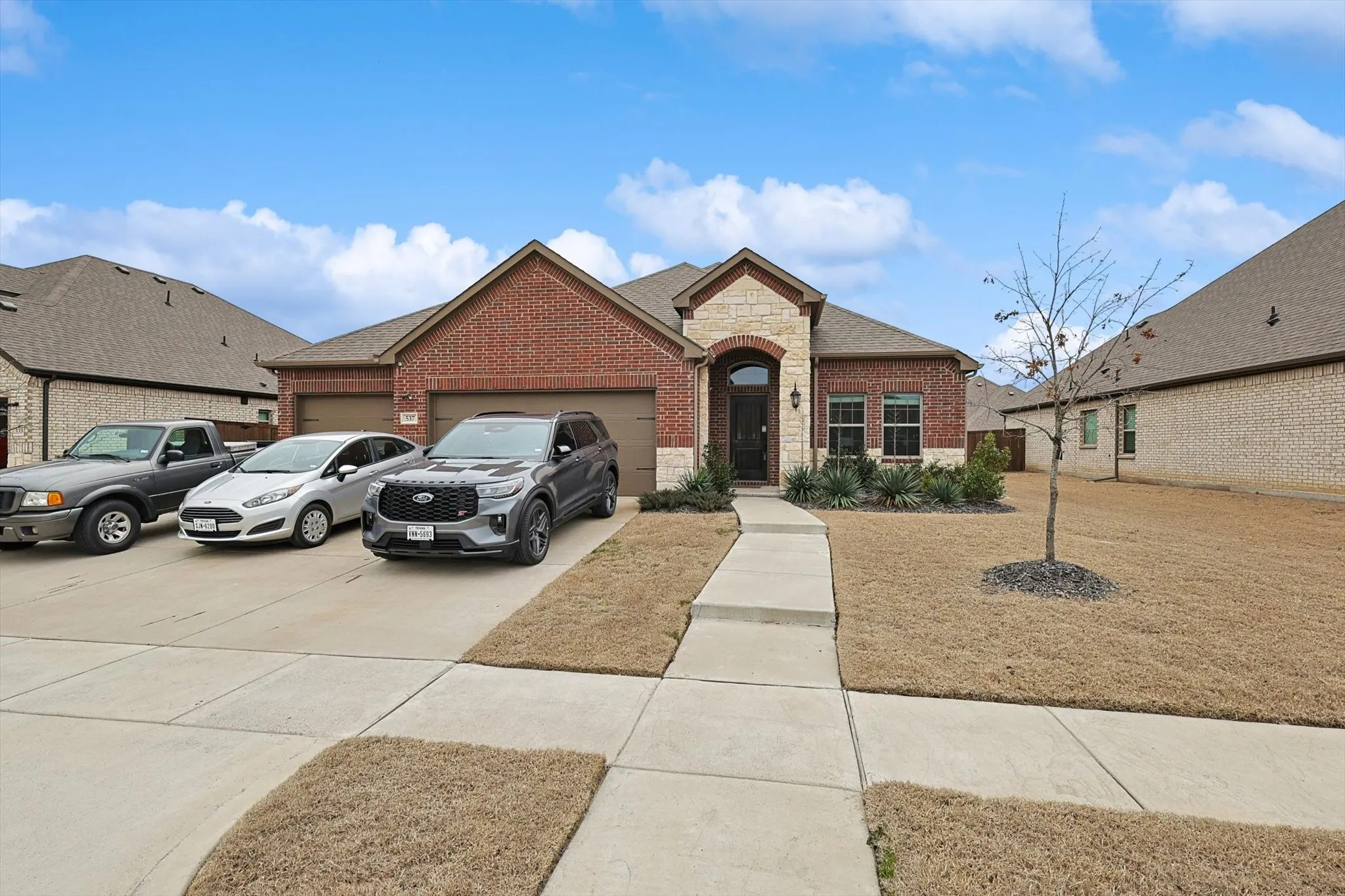 Single Family Residence For Sale in Rockwall County , 537 Oleander Drive, Royse City, Texas 75189, 3 Bedroom, 2 Bathroom, 3 Garage spaces, 1,883 Sqft, built in 2021, mls#21396763, Real Estate Agent in Royse City, Homes For Sale in Rockwall county, Homes For Sale in Royse City, Realtor in Royse City Texas, Real Estate Brokerage Independent Realty Texas, Luminita Cordes Realtor