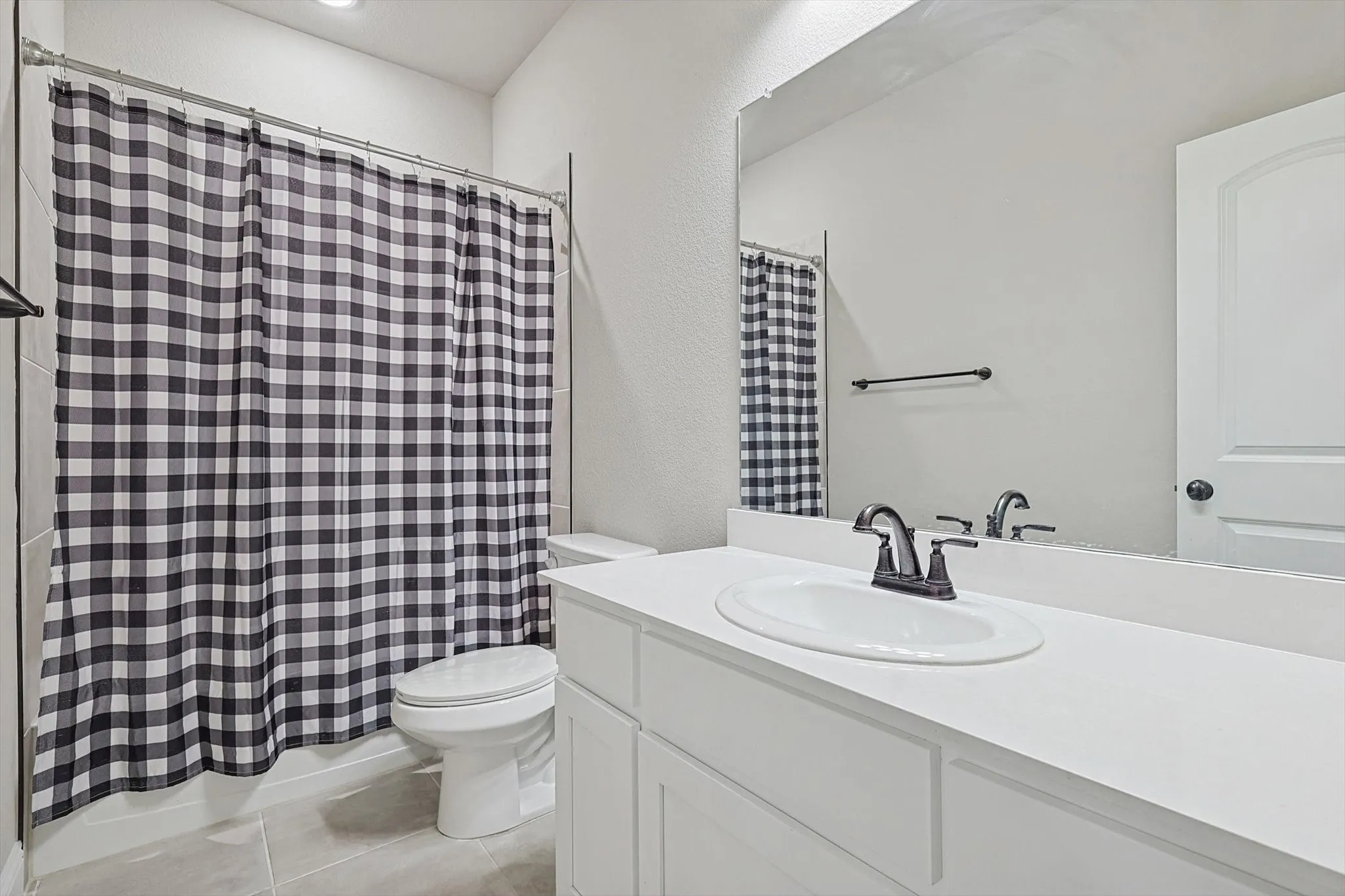 Single Family Residence For Sale in Rockwall County , 537 Oleander Drive, Royse City, Texas 75189, 3 Bedroom, 2 Bathroom, 3 Garage spaces, 1,883 Sqft, built in 2021, mls#21396763, Real Estate Agent in Royse City, Homes For Sale in Rockwall county, Homes For Sale in Royse City, Realtor in Royse City Texas, Real Estate Brokerage Independent Realty Texas, Luminita Cordes Realtor