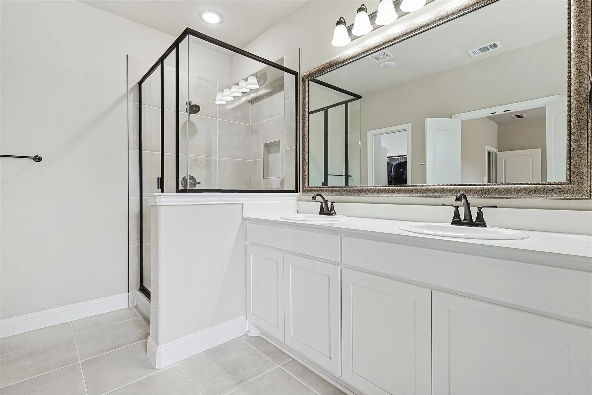 Single Family Residence For Sale in Rockwall County , 537 Oleander Drive, Royse City, Texas 75189, 3 Bedroom, 2 Bathroom, 3 Garage spaces, 1,883 Sqft, built in 2021, mls#21396763, Real Estate Agent in Royse City, Homes For Sale in Rockwall county, Homes For Sale in Royse City, Realtor in Royse City Texas, Real Estate Brokerage Independent Realty Texas, Luminita Cordes Realtor