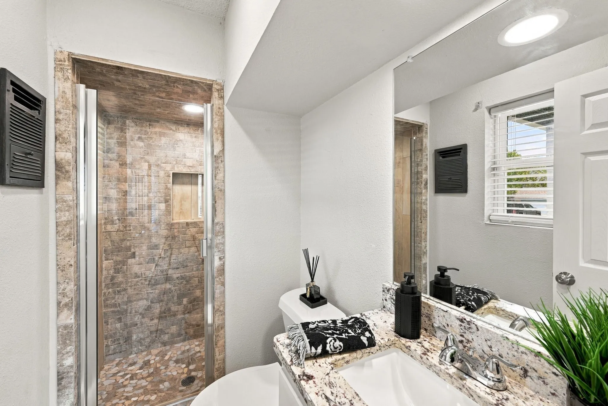 Beautiful updated Primary bath