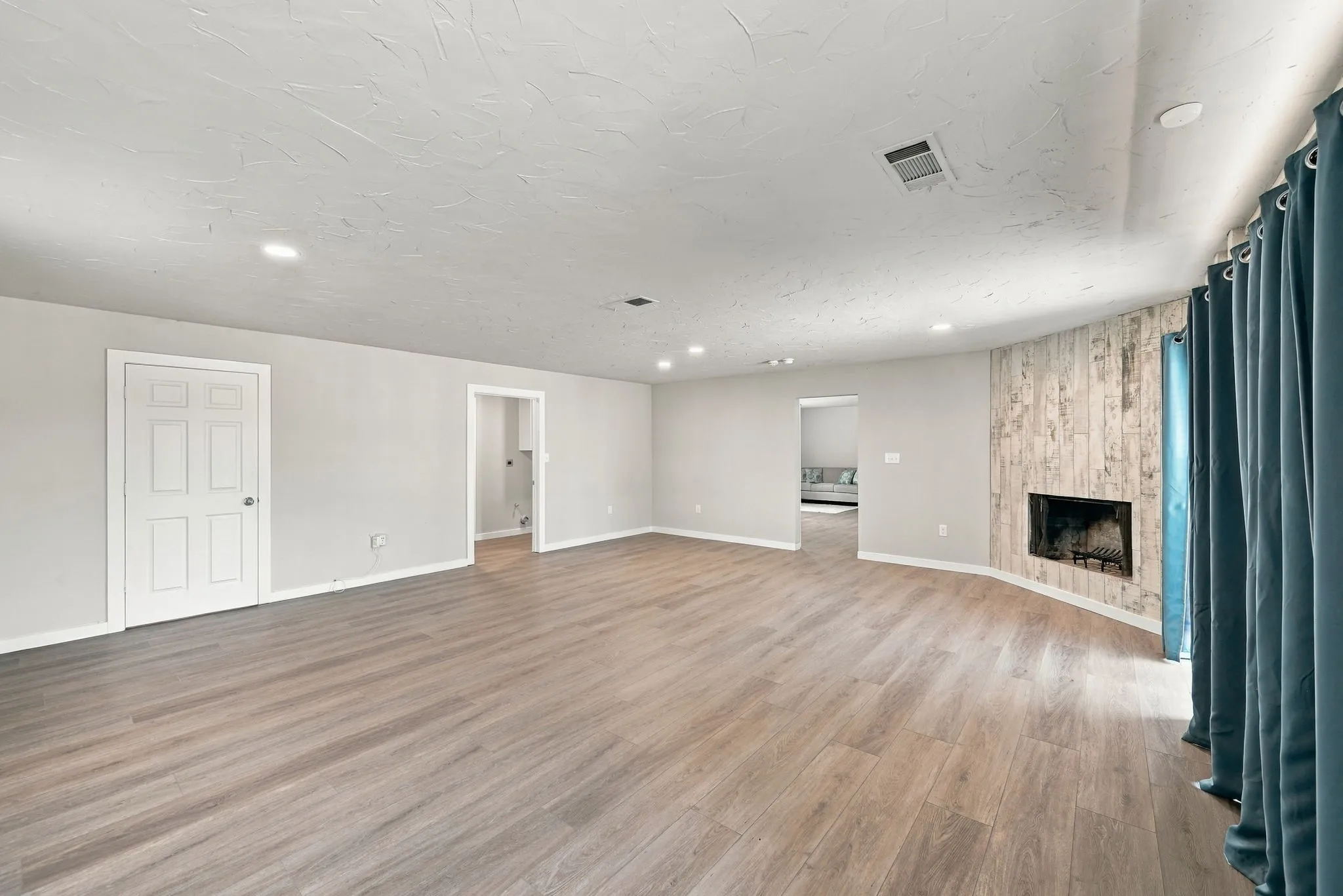 4th bedroom with walk in closet or living room, game room or office