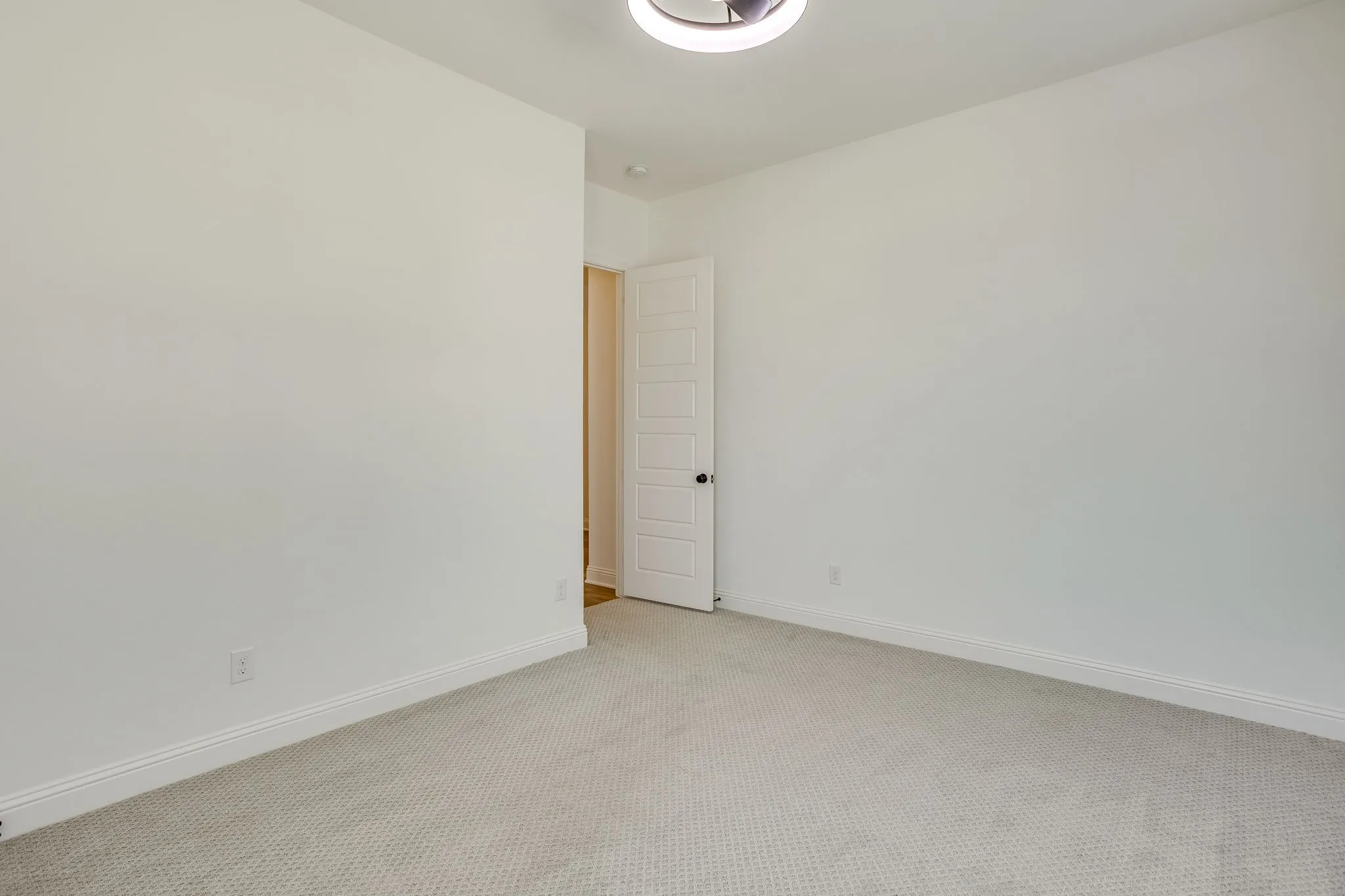 Single Family Residence For Sale in Parker County , 1800 Narita Bend, Fort Worth, Texas 76008, 3 Bedroom, 2 Bathroom, 2 Garage spaces, 2,280 Sqft, built in 2020, mls#21397921, Real Estate Agent in Fort Worth, Homes For Sale in Parker county, Homes For Sale in Fort Worth, Realtor in Fort Worth Texas, Real Estate Brokerage Independent Realty Texas, Luminita Cordes Realtor