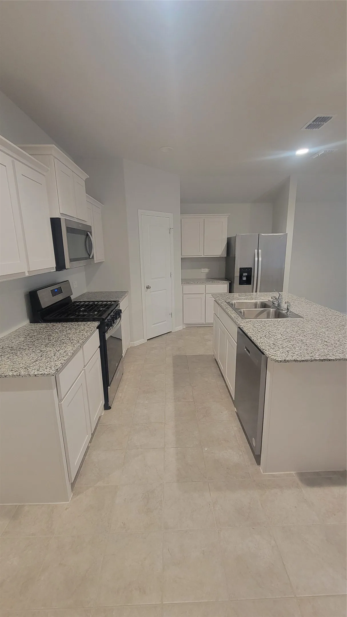 Single Family Residence For Rent in Johnson County , 13491 Stage Coach Lane, Cresson, Texas 76035, 4 Bedroom, 2 Bathroom, 2 Garage spaces, 1,845 Sqft, built in 2024, mls#21398582, Real Estate Agent in Cresson, Homes For Rent in Johnson county, Homes For Rent in Cresson, Realtor in Cresson Texas, Real Estate Brokerage Independent Realty Texas, Luminita Cordes Realtor