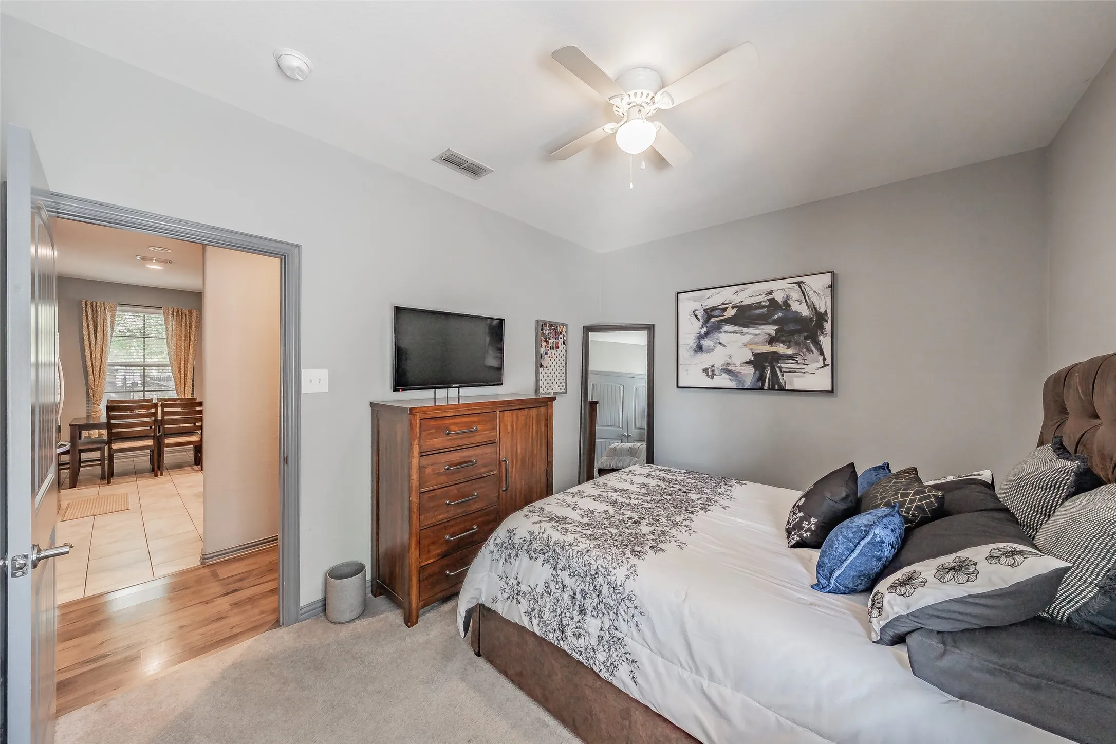 Single Family Residence For Sale in Dallas County , 129 Morris Street, De Soto, Texas 75115, 3 Bedroom, 2 Bathroom, 2 Garage spaces, 1,487 Sqft, built in 2019, mls#21398499, Real Estate Agent in De Soto, Homes For Sale in Dallas county, Homes For Sale in De Soto, Realtor in De Soto Texas, Real Estate Brokerage Independent Realty Texas, Luminita Cordes Realtor