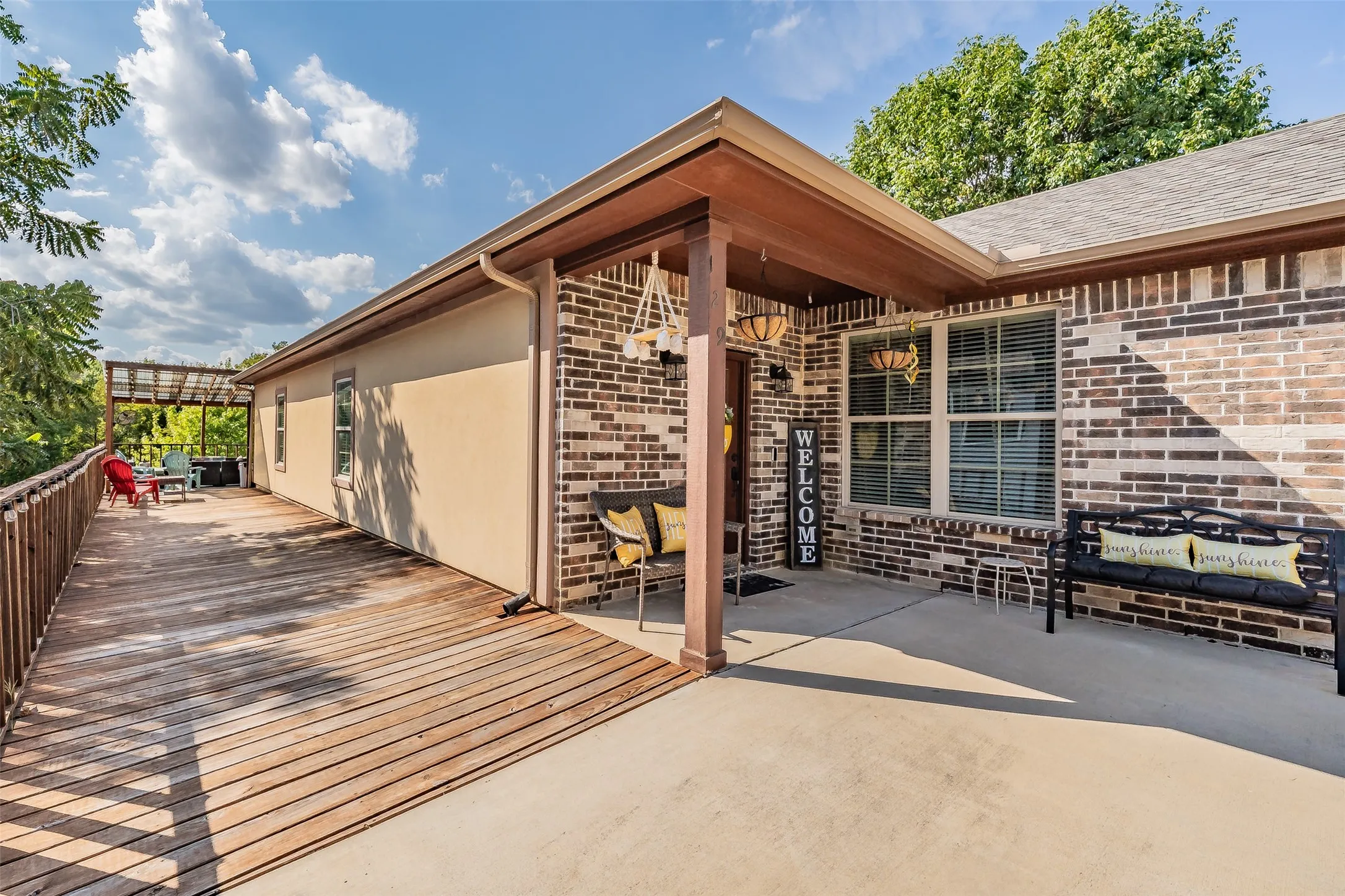 Single Family Residence For Sale in Dallas County , 129 Morris Street, De Soto, Texas 75115, 3 Bedroom, 2 Bathroom, 2 Garage spaces, 1,487 Sqft, built in 2019, mls#21398499, Real Estate Agent in De Soto, Homes For Sale in Dallas county, Homes For Sale in De Soto, Realtor in De Soto Texas, Real Estate Brokerage Independent Realty Texas, Luminita Cordes Realtor