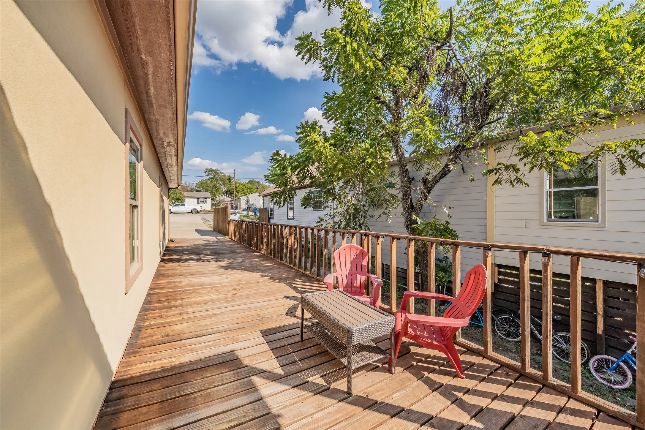 Single Family Residence For Sale in Dallas County , 129 Morris Street, De Soto, Texas 75115, 3 Bedroom, 2 Bathroom, 2 Garage spaces, 1,487 Sqft, built in 2019, mls#21398499, Real Estate Agent in De Soto, Homes For Sale in Dallas county, Homes For Sale in De Soto, Realtor in De Soto Texas, Real Estate Brokerage Independent Realty Texas, Luminita Cordes Realtor