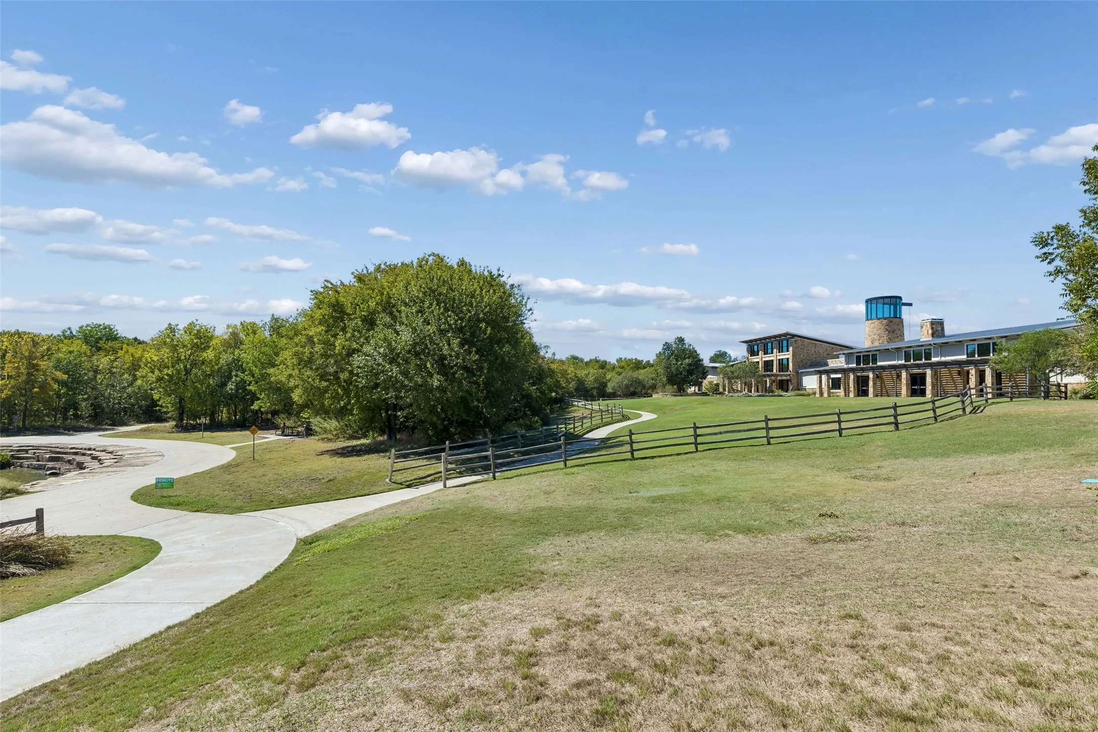 Single Family Residence For Sale in Collin County , 3537 Acropolis Way, Plano, Texas 75074, 6 Bedroom, 5 Bathroom, 2 Garage spaces, 4,169 Sqft, built in 2015, mls#21398561, Real Estate Agent in Plano, Homes For Sale in Collin county, Homes For Sale in Plano, Realtor in Plano Texas, Real Estate Brokerage Independent Realty Texas, Luminita Cordes Realtor