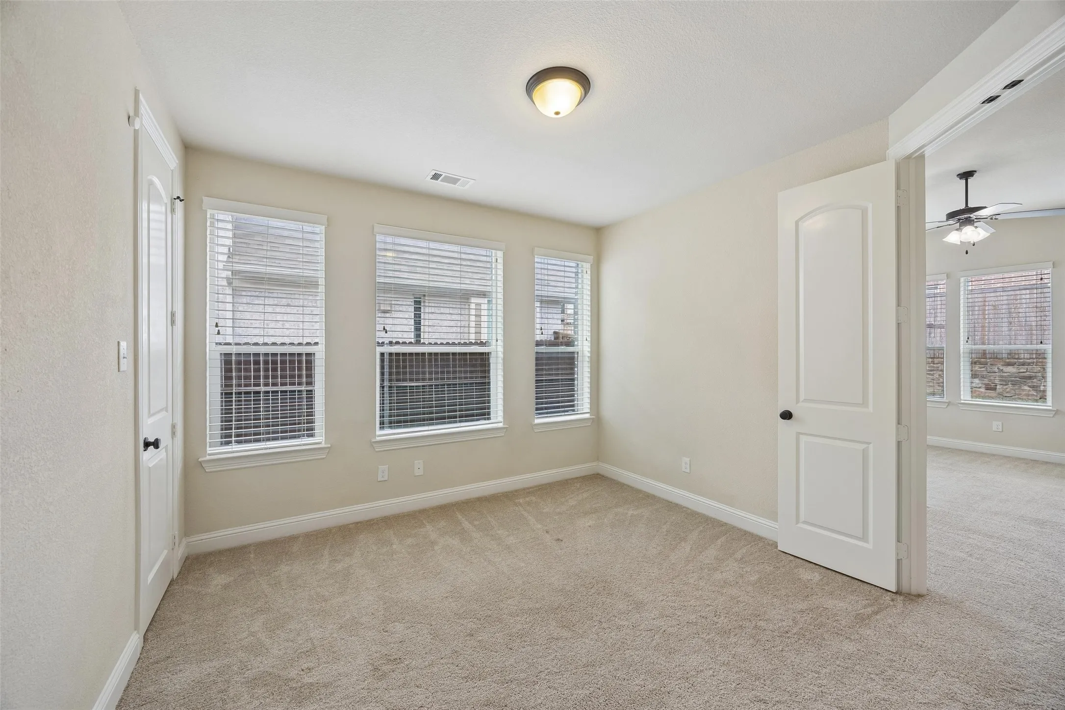 Single Family Residence For Sale in Collin County , 3537 Acropolis Way, Plano, Texas 75074, 6 Bedroom, 5 Bathroom, 2 Garage spaces, 4,169 Sqft, built in 2015, mls#21398561, Real Estate Agent in Plano, Homes For Sale in Collin county, Homes For Sale in Plano, Realtor in Plano Texas, Real Estate Brokerage Independent Realty Texas, Luminita Cordes Realtor