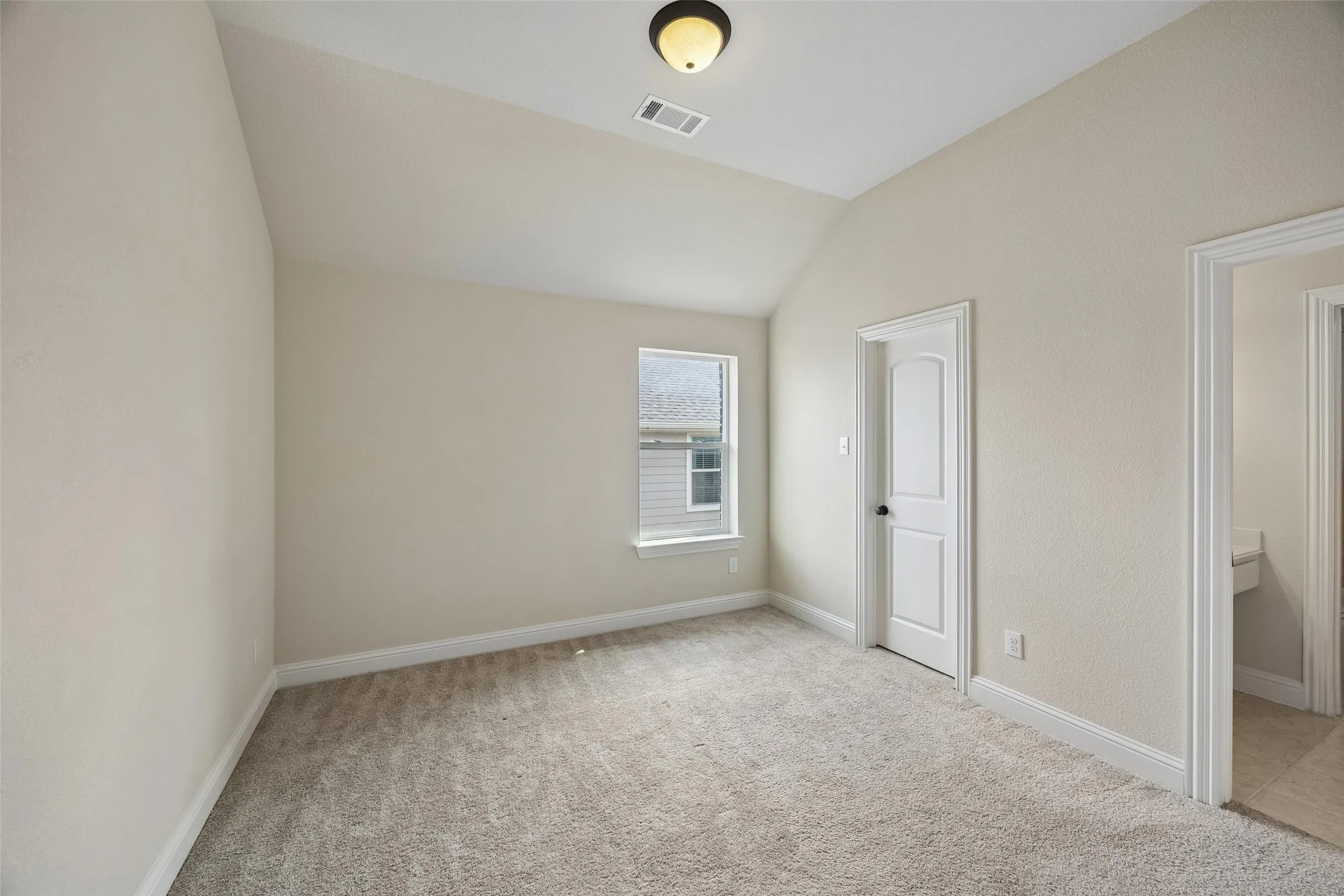 Single Family Residence For Sale in Collin County , 3537 Acropolis Way, Plano, Texas 75074, 6 Bedroom, 5 Bathroom, 2 Garage spaces, 4,169 Sqft, built in 2015, mls#21398561, Real Estate Agent in Plano, Homes For Sale in Collin county, Homes For Sale in Plano, Realtor in Plano Texas, Real Estate Brokerage Independent Realty Texas, Luminita Cordes Realtor