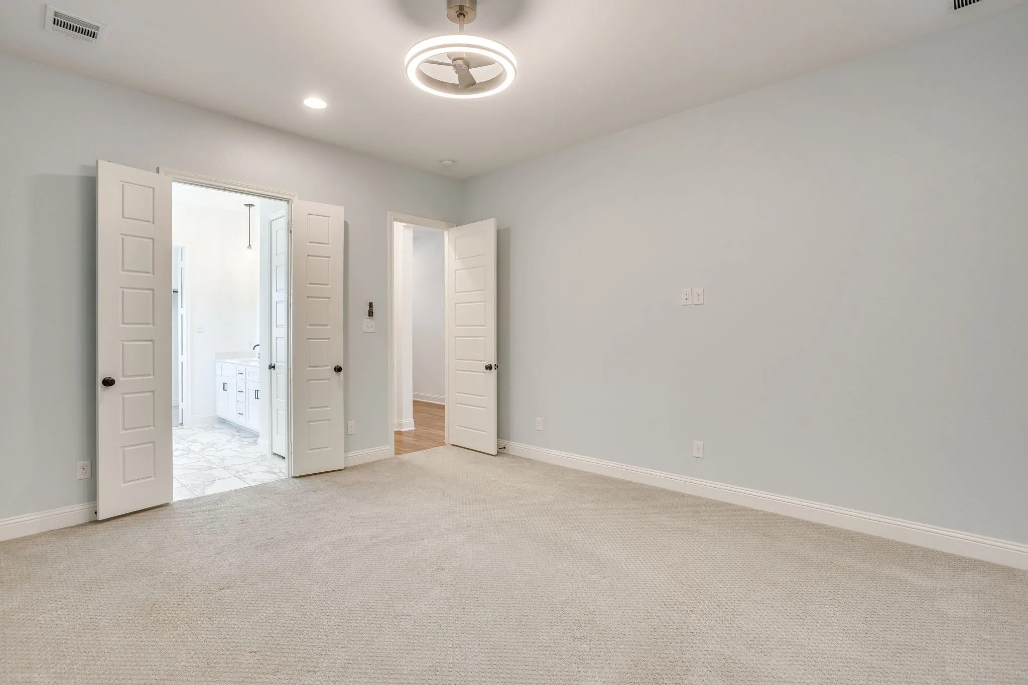 Single Family Residence For Rent in Parker County , 1800 Narita Bend, Fort Worth, Texas 76008, 3 Bedroom, 2 Bathroom, 2 Garage spaces, 2,280 Sqft, built in 2020, mls#21398185, Real Estate Agent in Fort Worth, Homes For Rent in Parker county, Homes For Rent in Fort Worth, Realtor in Fort Worth Texas, Real Estate Brokerage Independent Realty Texas, Luminita Cordes Realtor