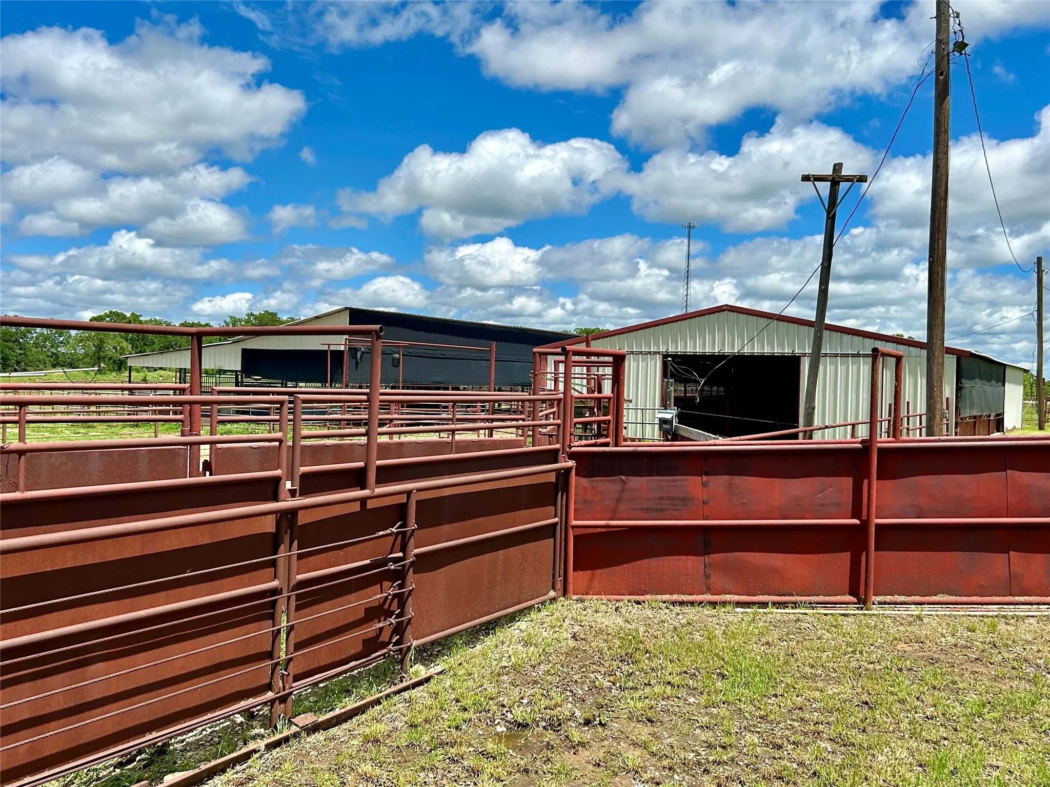Equestrian and Equipment Barn